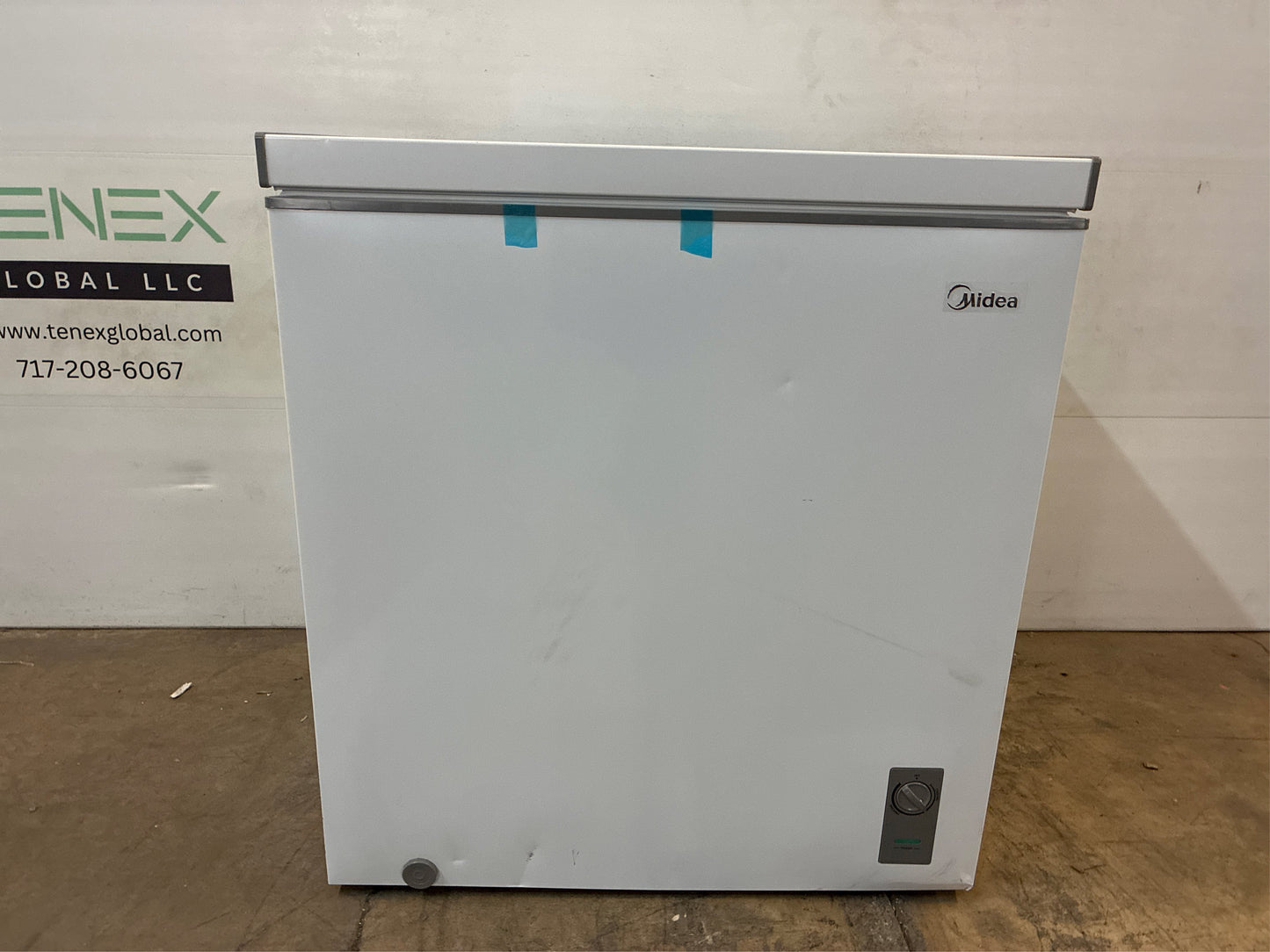 Midea 7-cu ft Garage Chest Freezer/Fridge (White)