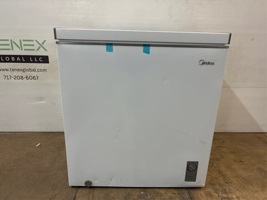 Midea 7-cu ft Garage Chest Freezer/Fridge (White)