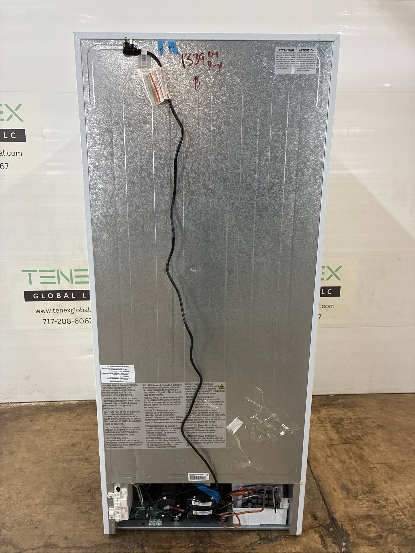 Frigidaire 27 in. 16 Cu. Ft. Top Freezer Refrigerator, White