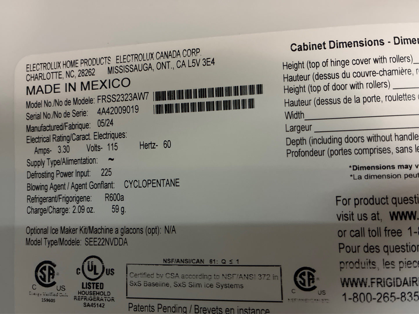 Frigidaire 22.3 cu. ft. SxS Refrigerator, 33" White