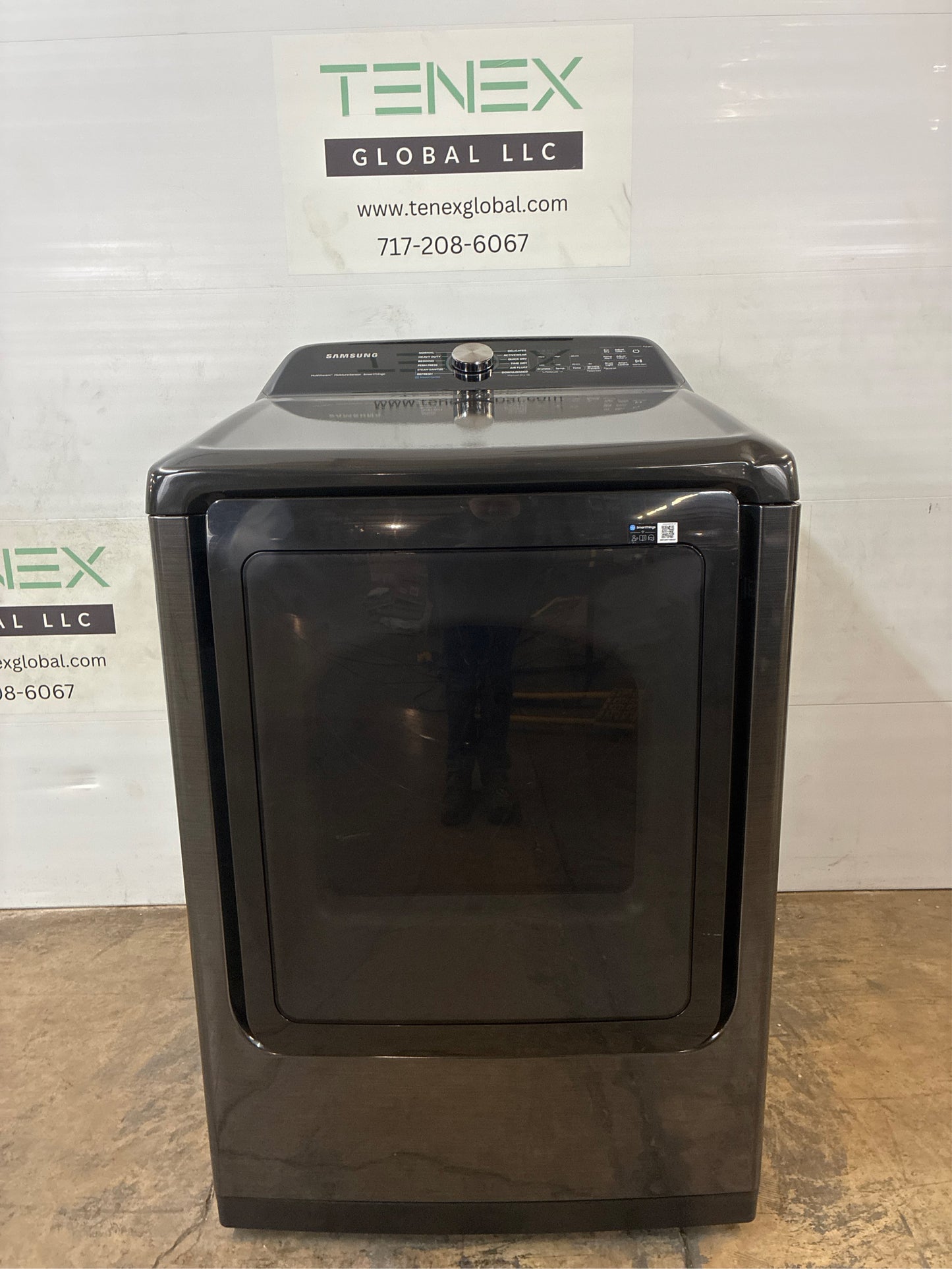 Samsung 7.4 cu. ft. Smart Vented Electric Dryer with Steam
