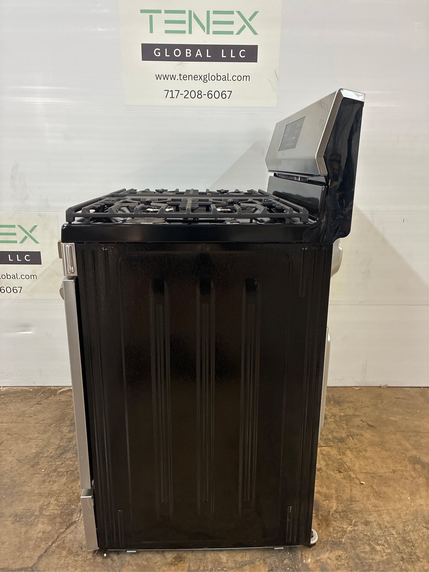 Frigidaire 30 in. 5 Burner Gas Range, True Convection