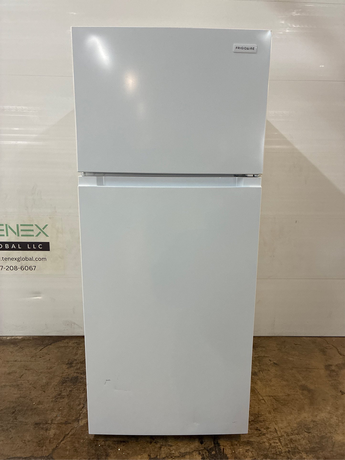Frigidaire 27 in. 16 Cu. Ft. Top Freezer Refrigerator, White