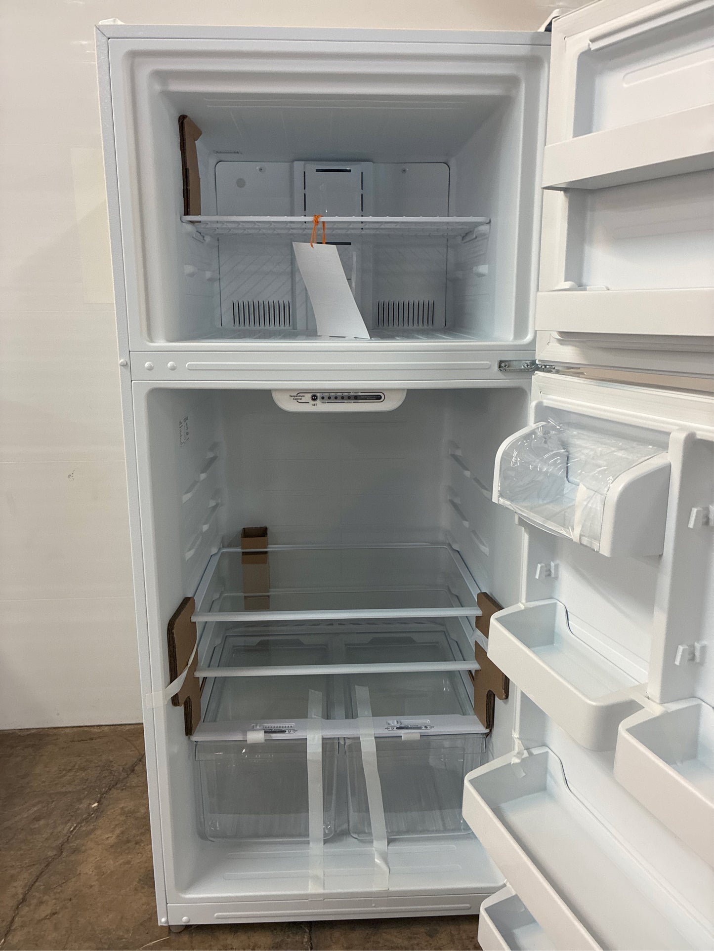 18 cu. ft. Top Freezer Refrigerator White