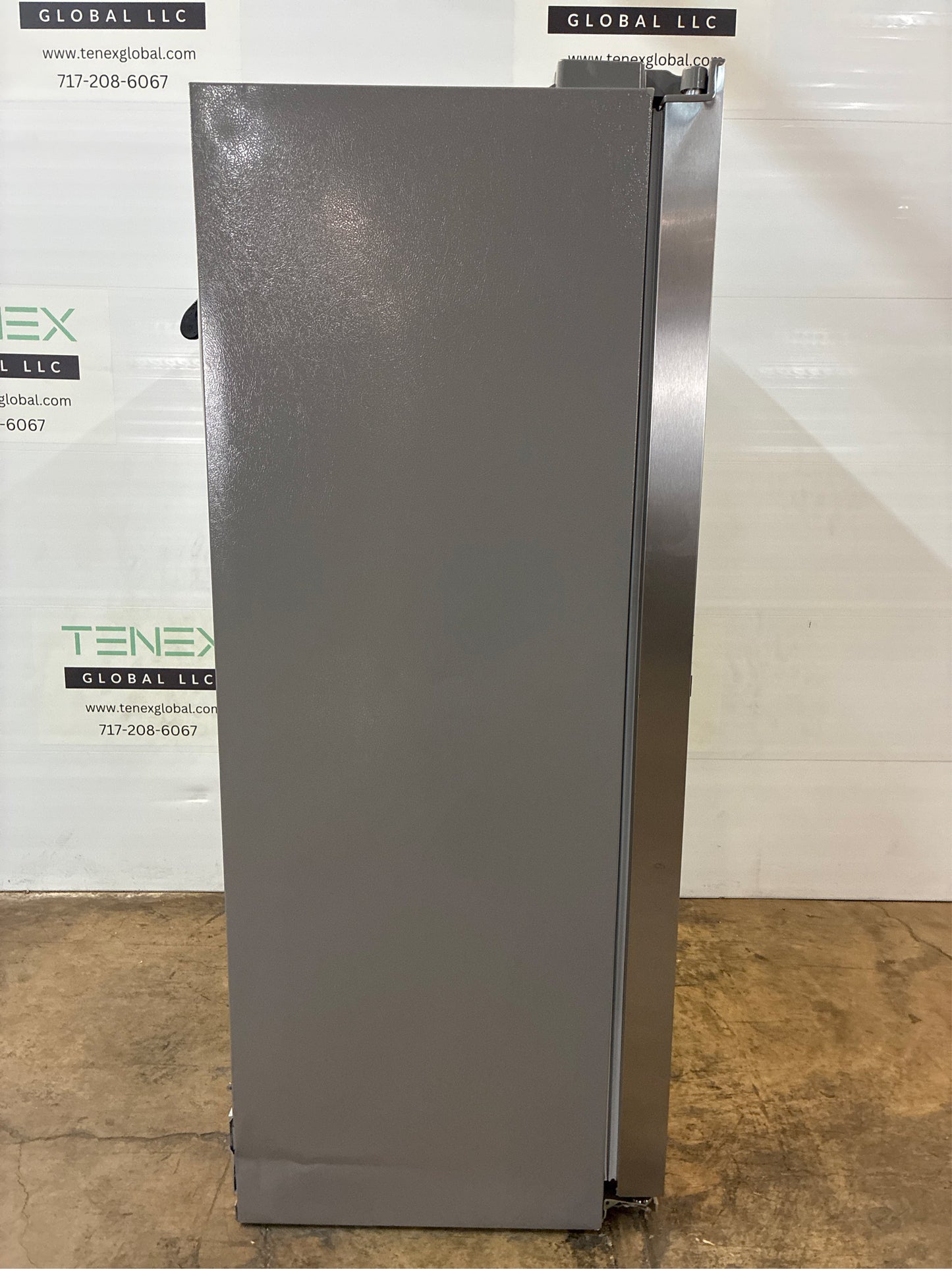 Frigidaire 36.1 in 22.3 cu ft Counter Depth Refrigerator