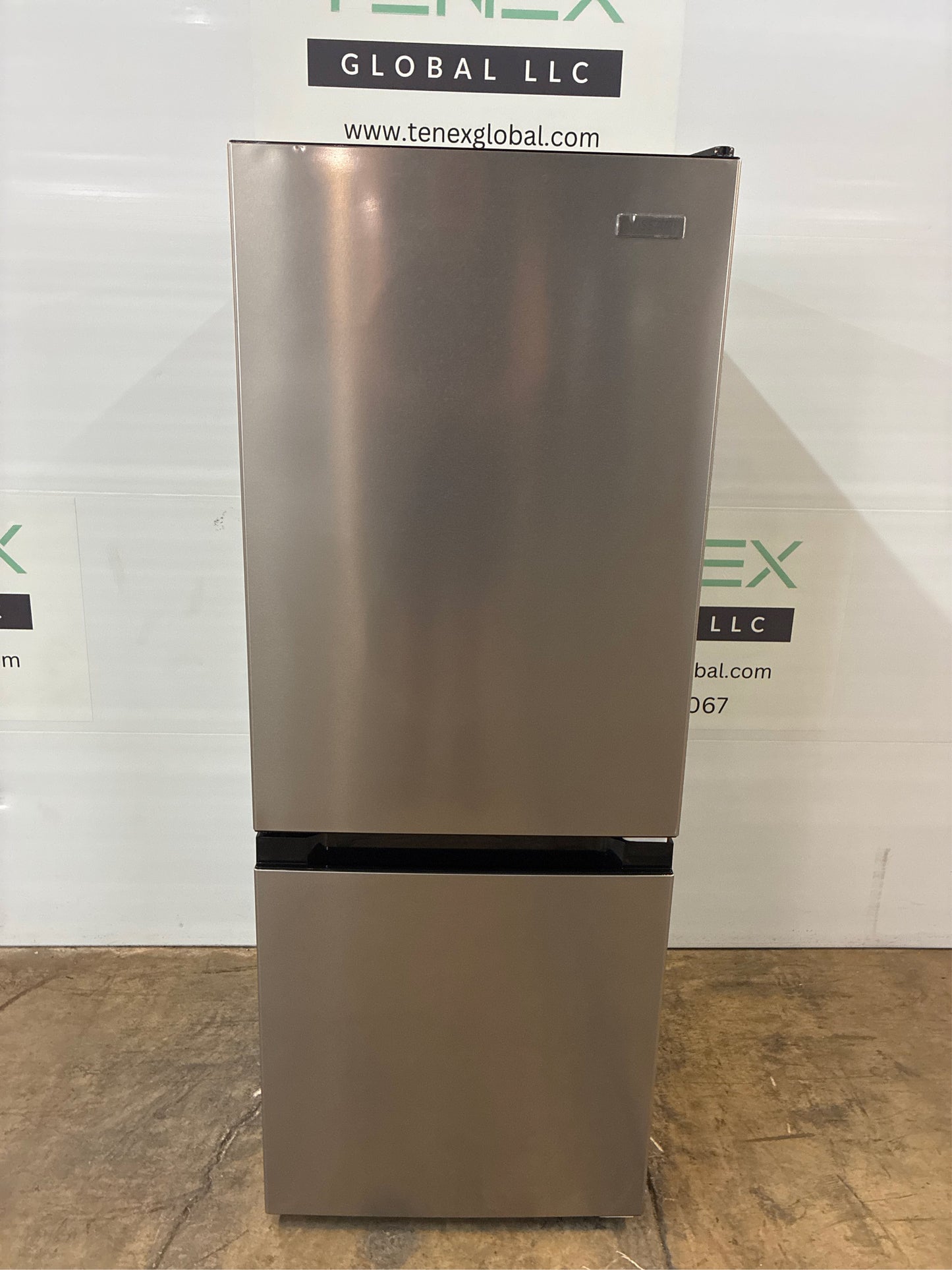 18.50 in. 4.7 cu.ft. Bottom Freezer Refrigerator