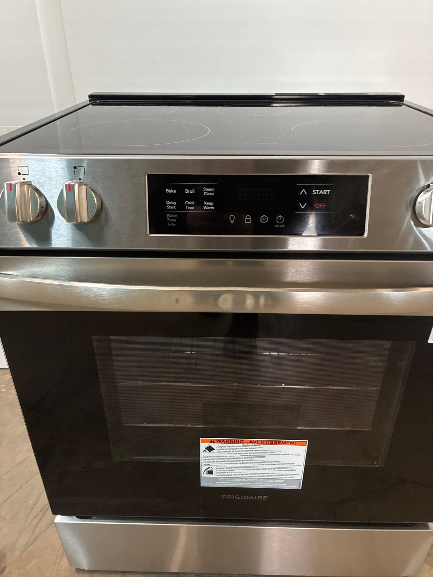 Frigidaire 30 in. 5-Burner Slide-In Electric Range SS