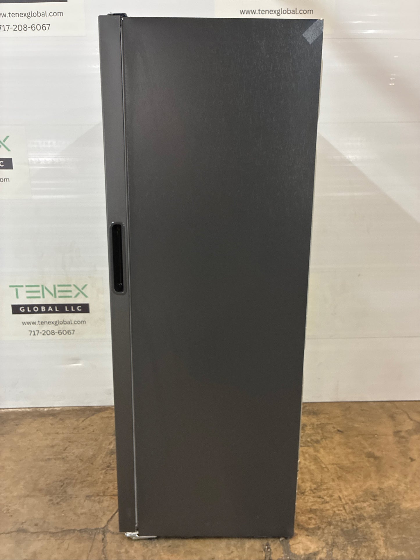 Frigidaire 32.6 20 cu. ft. Frost Free Upright Freezer