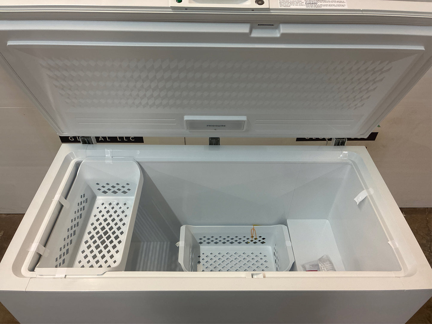 Frigidaire Manual Defrost Chest Freezer w LED Light