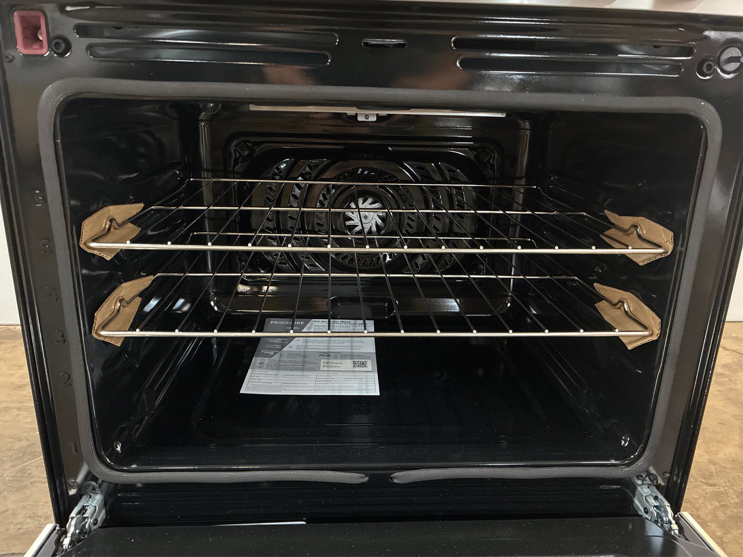 Frigidaire 30in 5 Burner Electric Range, Black SS, Convection