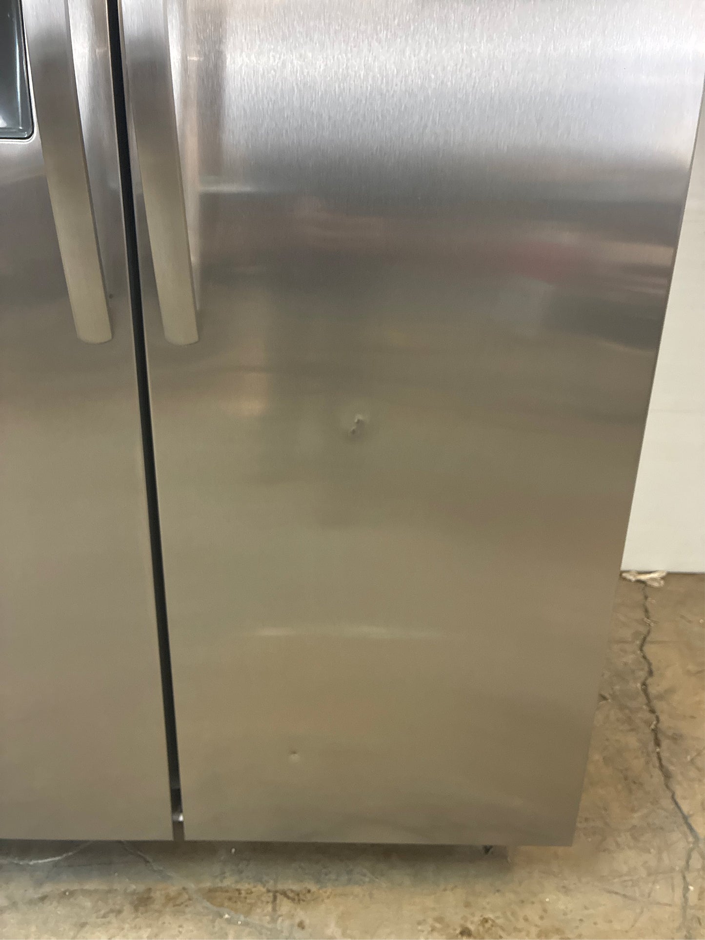 Frigidaire 36 in. Side-by-Side, 25.6 cu ft., - SS Refrigerator
