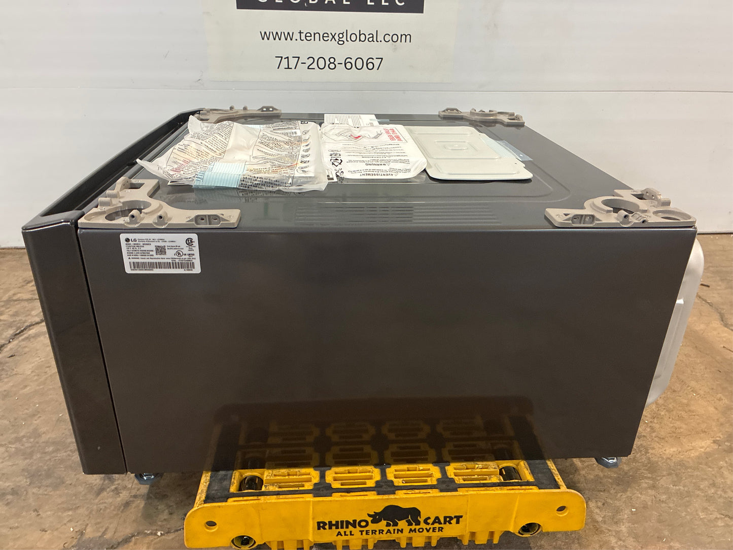 LG 27" W 1 cu. ft. Pedestal Washer