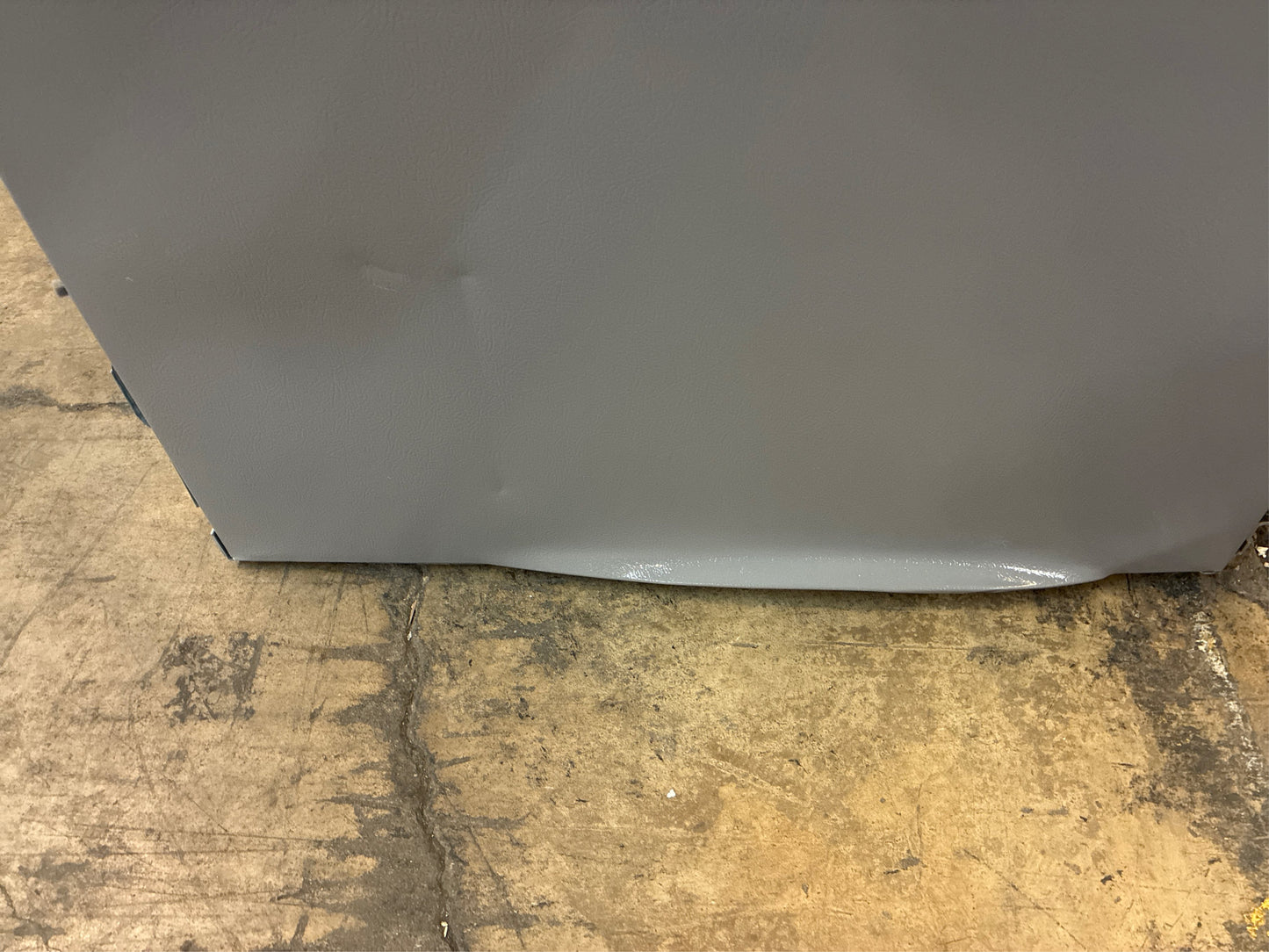 Frigidaire 22.3-cu ft Side-by-Side Fridge