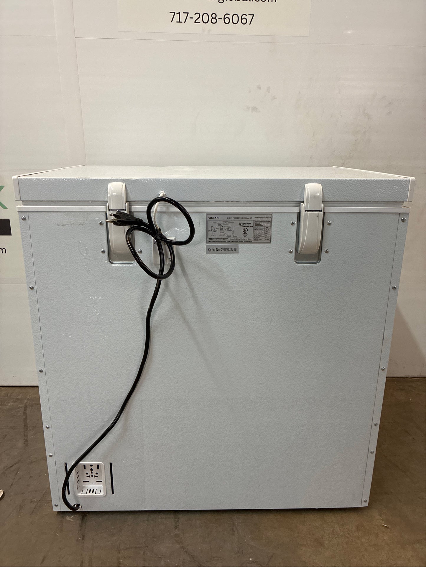 Vissani 7.0 cu ft Chest Freezer w LED White