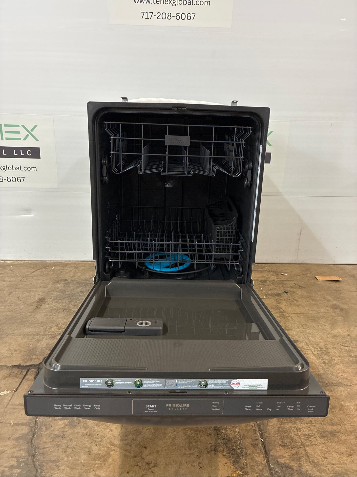 Frigidaire 24-in Dishwasher, 52-dBA