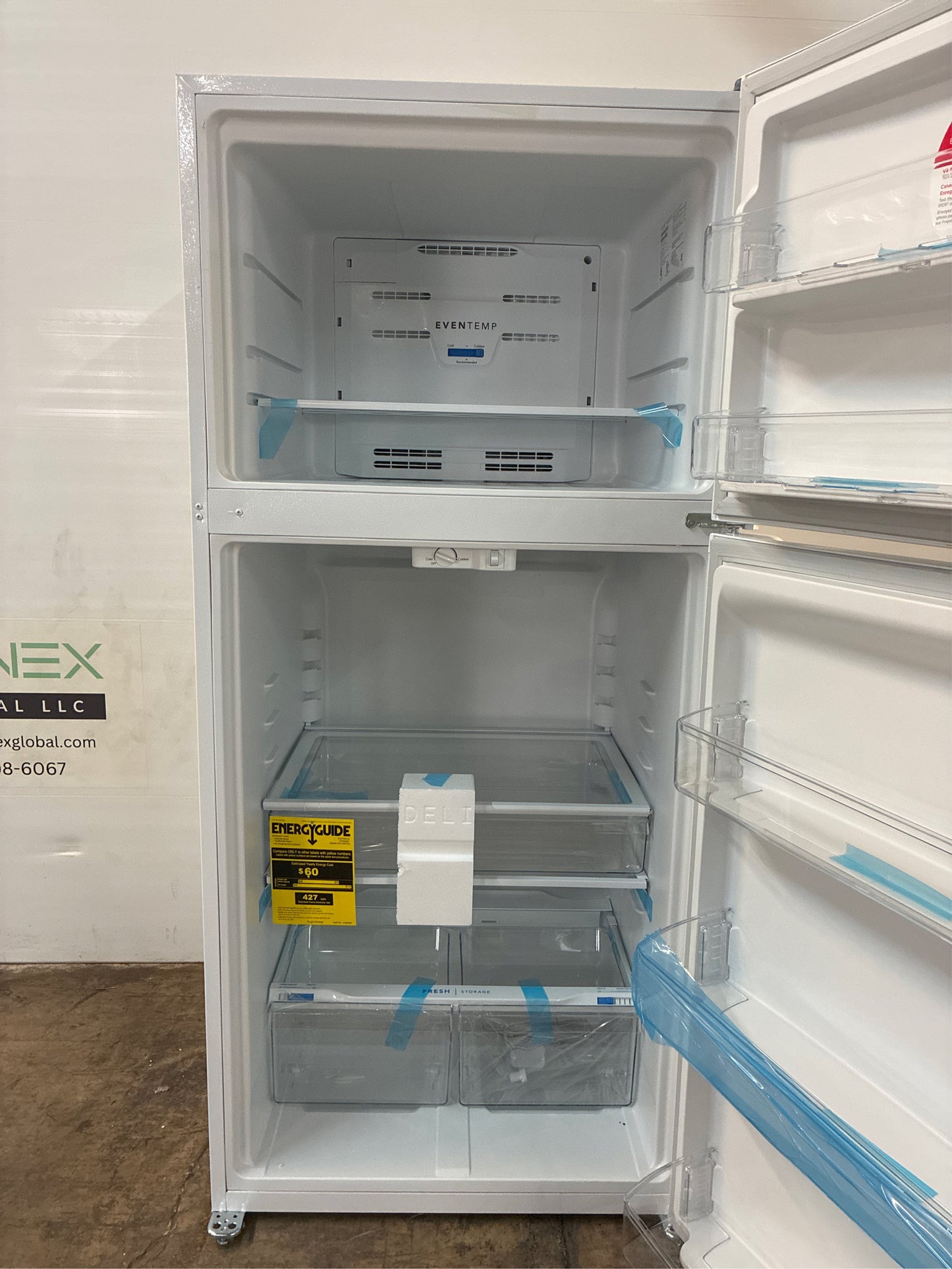 Frigidaire 29.6 in. 20 cu. ft. Top Freezer Fridge