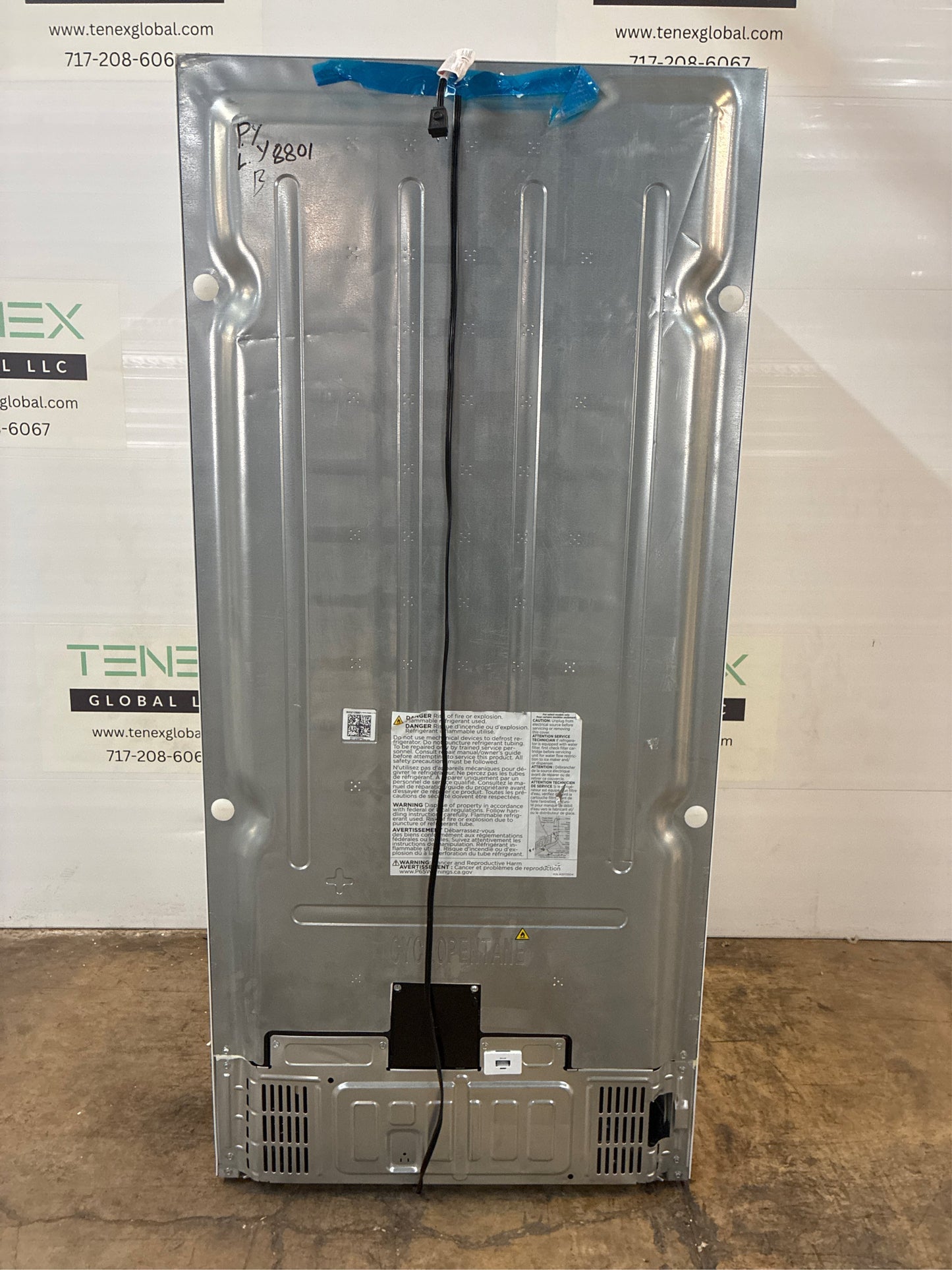 Frigidaire 32.6" 20 cu. ft. Upright Freezer