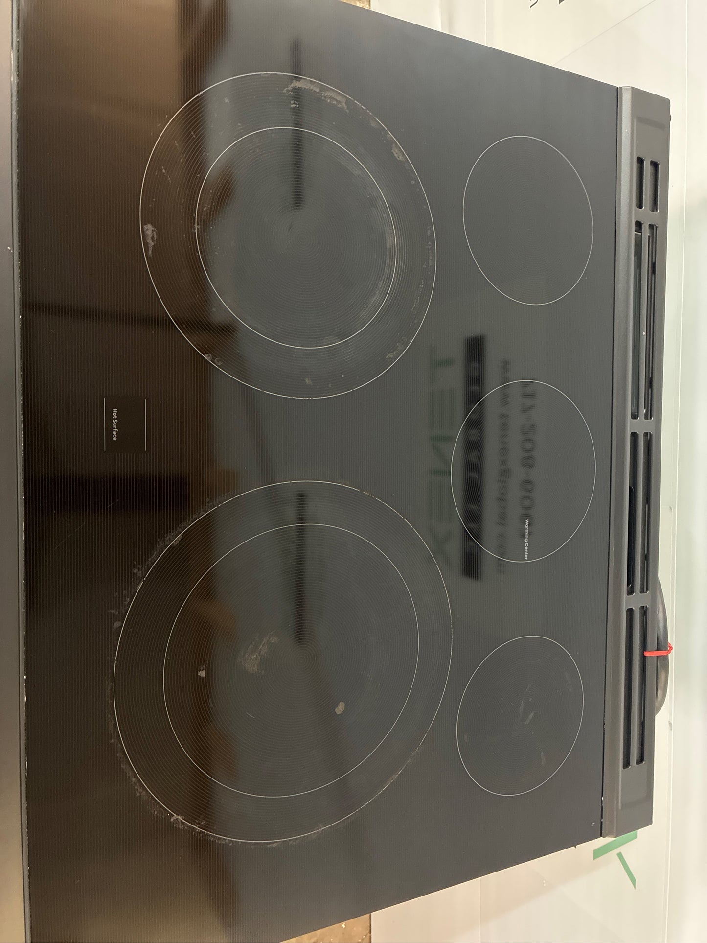 Samsung 30" 6.3 cu.ft. Smart Electric Range