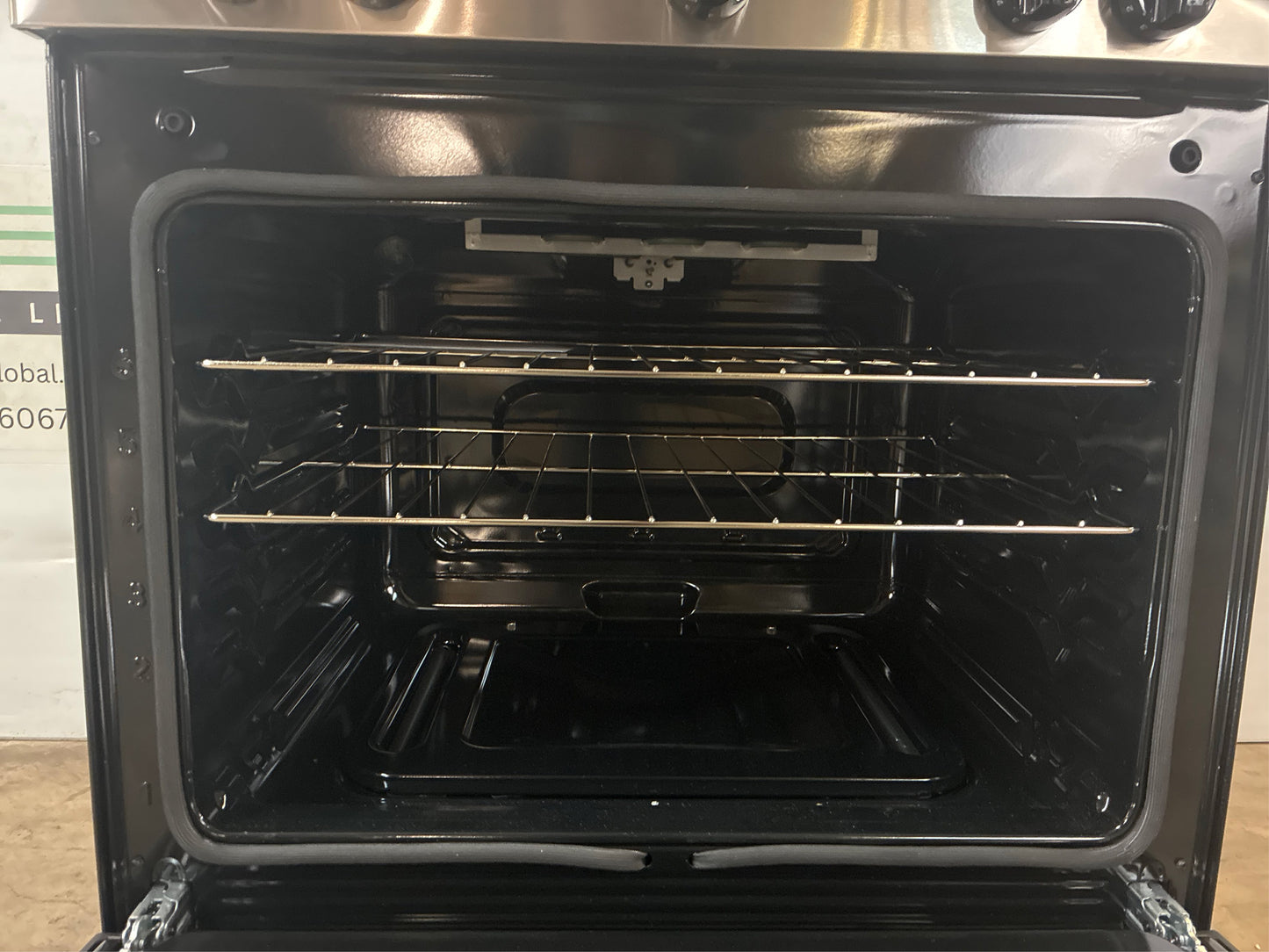 Frigidaire 30-in 5 Burner Gas Range