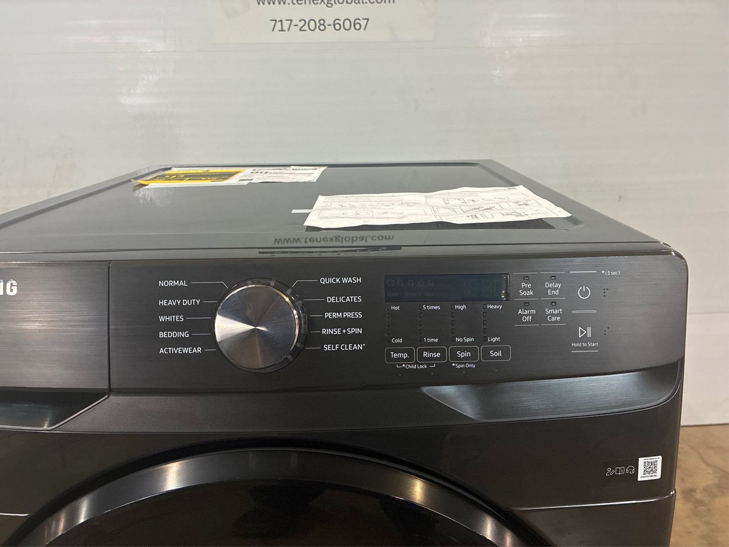 Samsung 4.5 cuft Front-Load Washer, Brushed Black