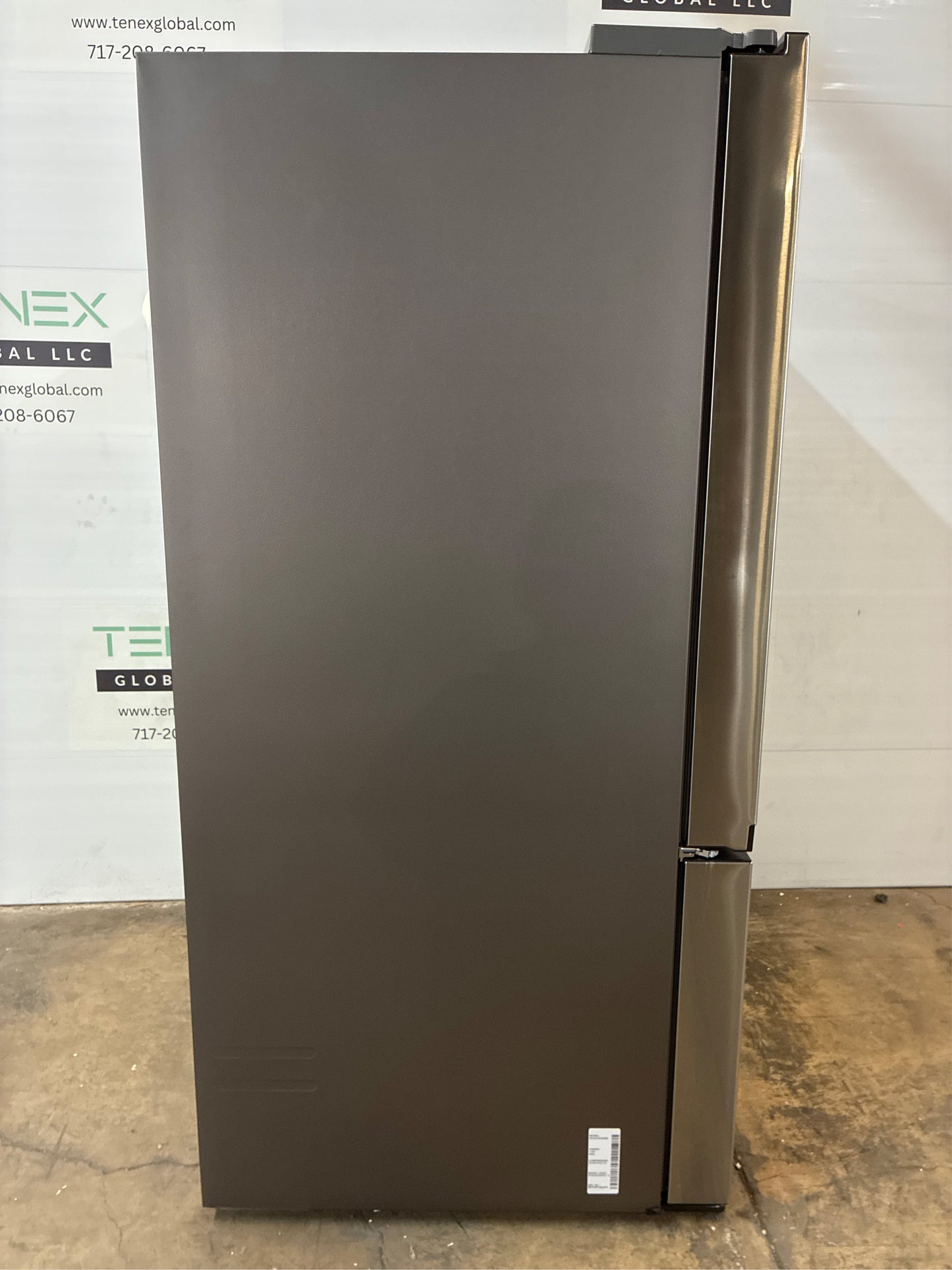 Samsung 32 cu. ft. French Door Refrigerator w Ice Maker SS