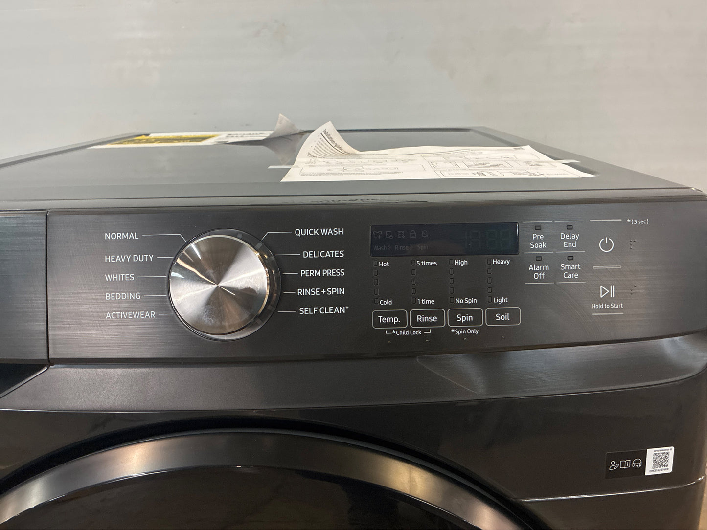 Samsung 4.5 cu ft. Front Load Washer, Brushed Black