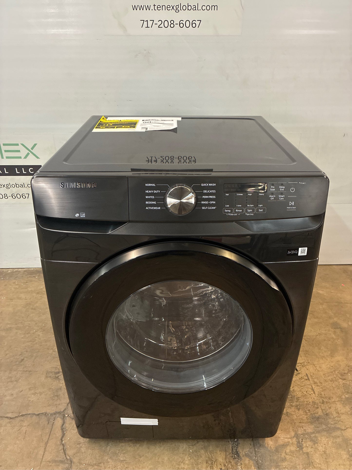 Samsung 4.5 cu. ft Front Load Washer, Brushed Black