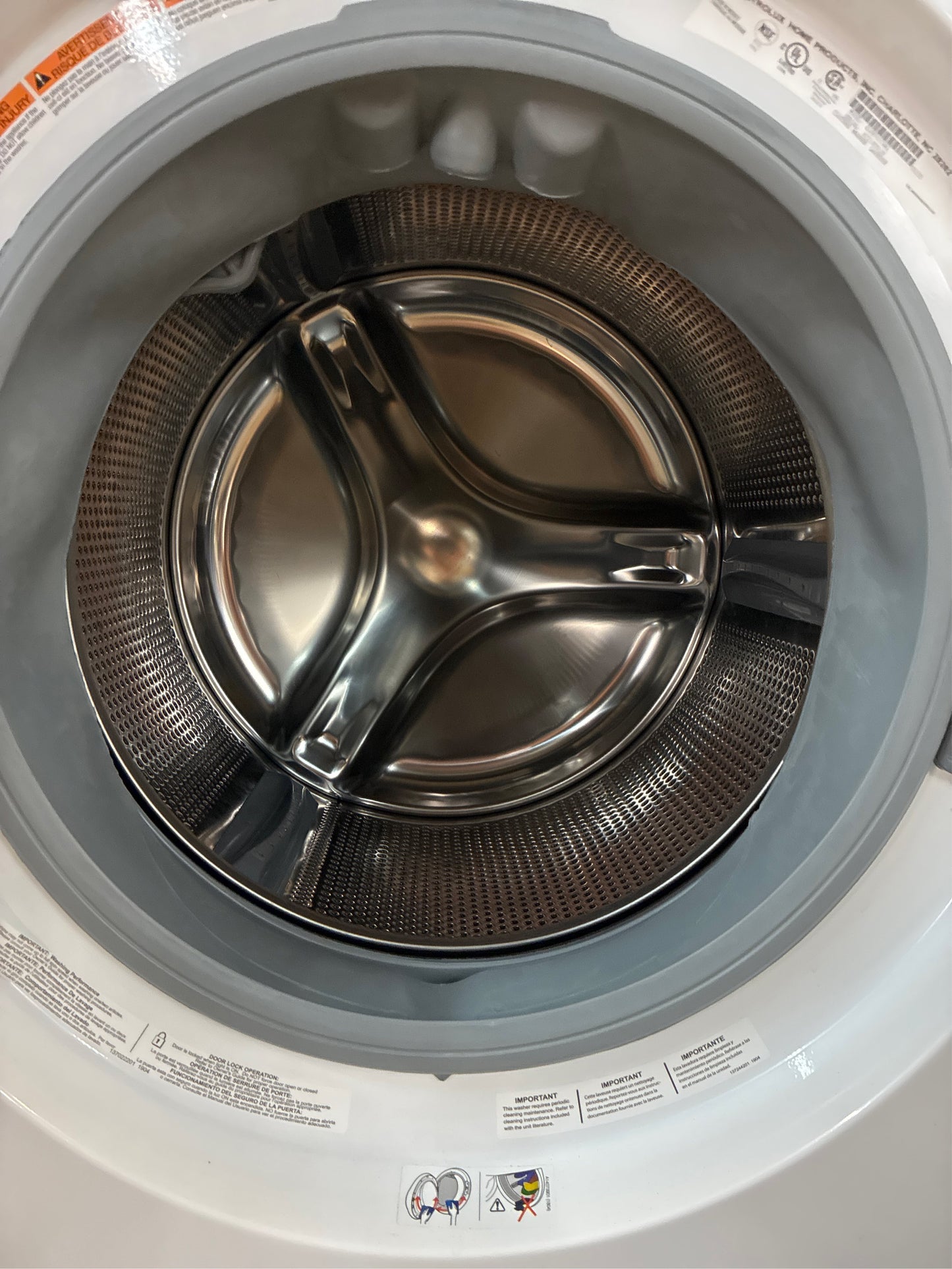 Electrolux 27 in. W 4.5 cu. ft. Front Load Washer, White