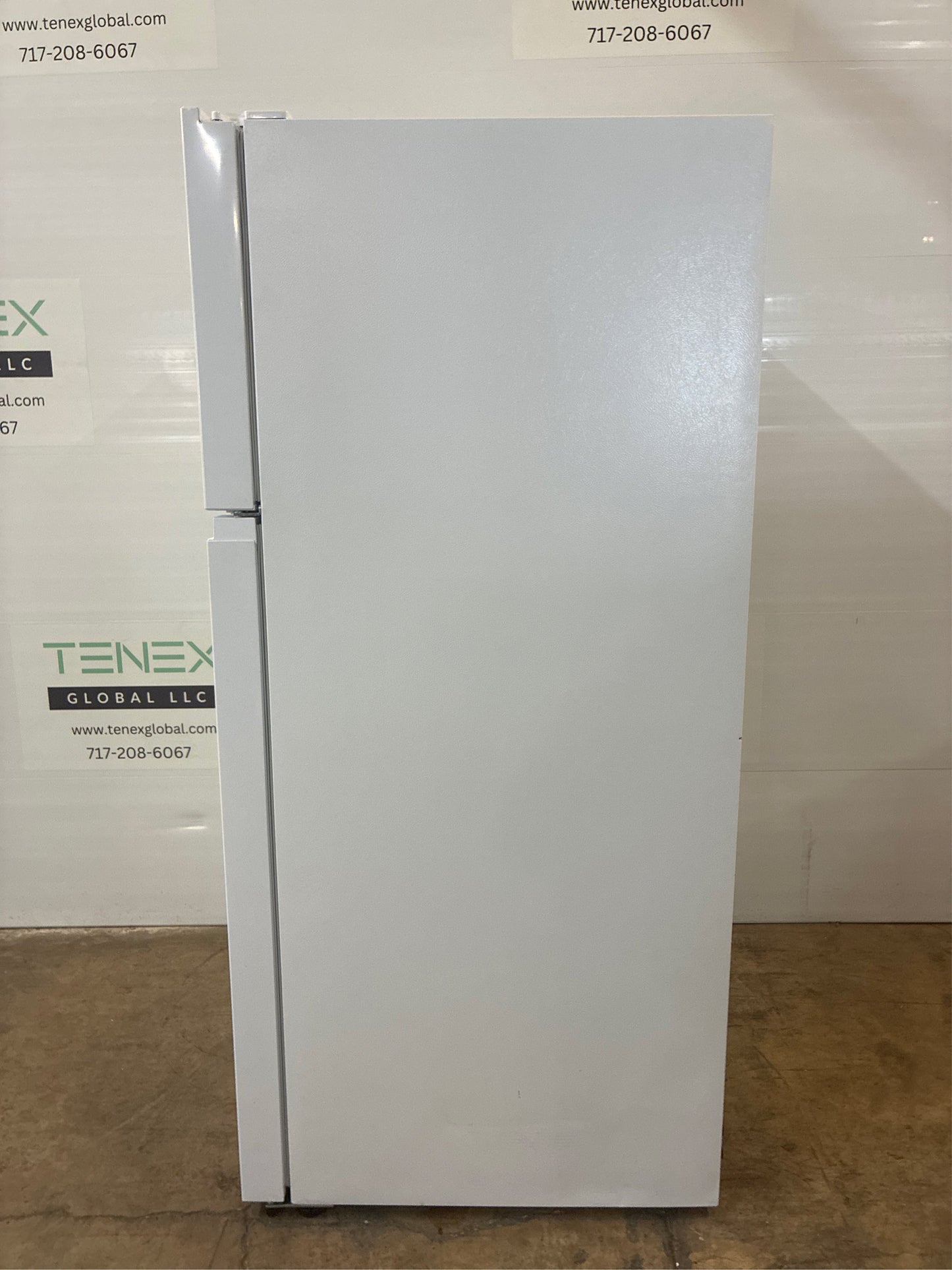 Midea Fingerprint Resistant 18.1-cu ft Refrigerator