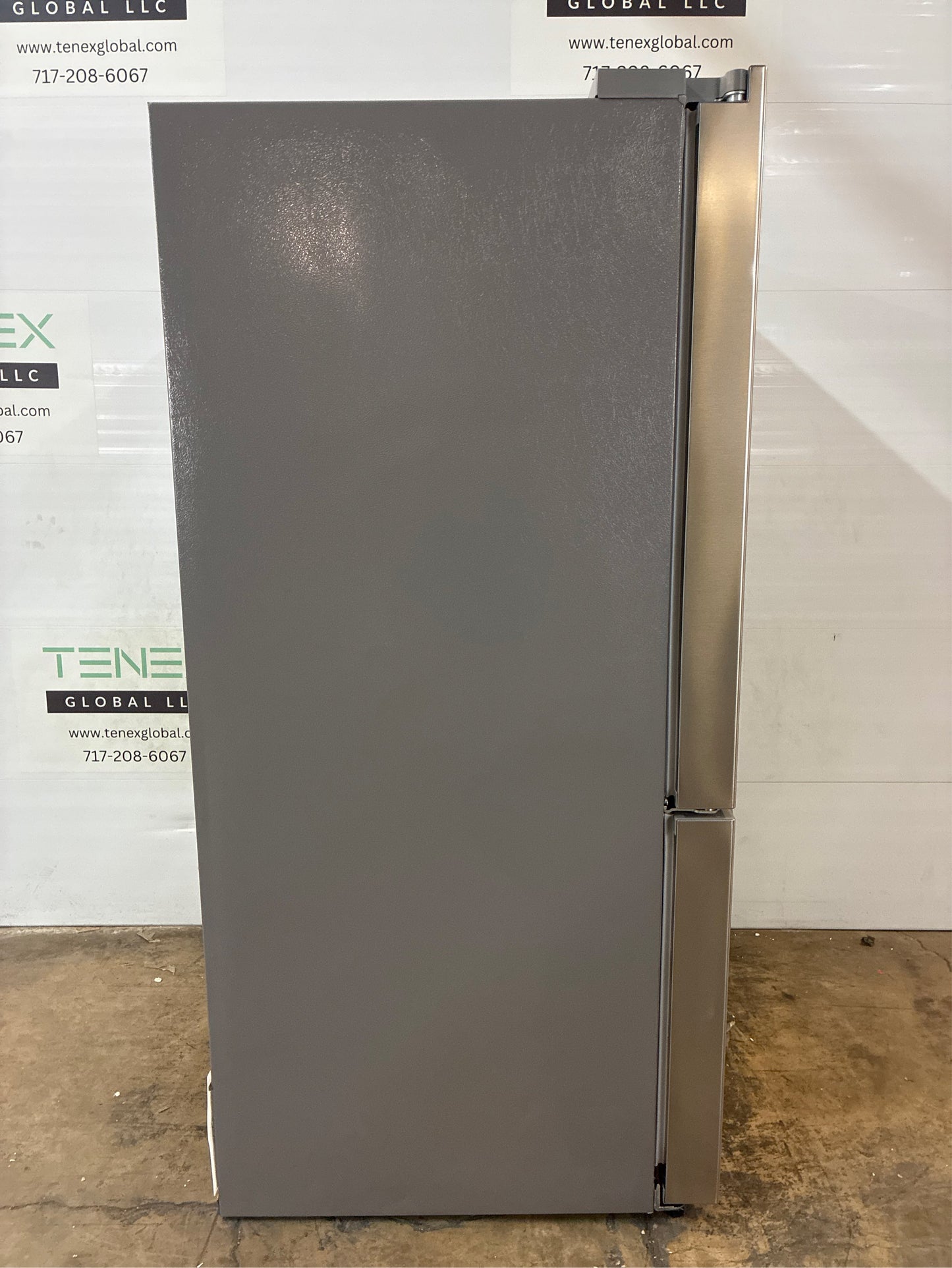 Frigidaire 28 CuFt French Door Refrigerator ENERGY STAR