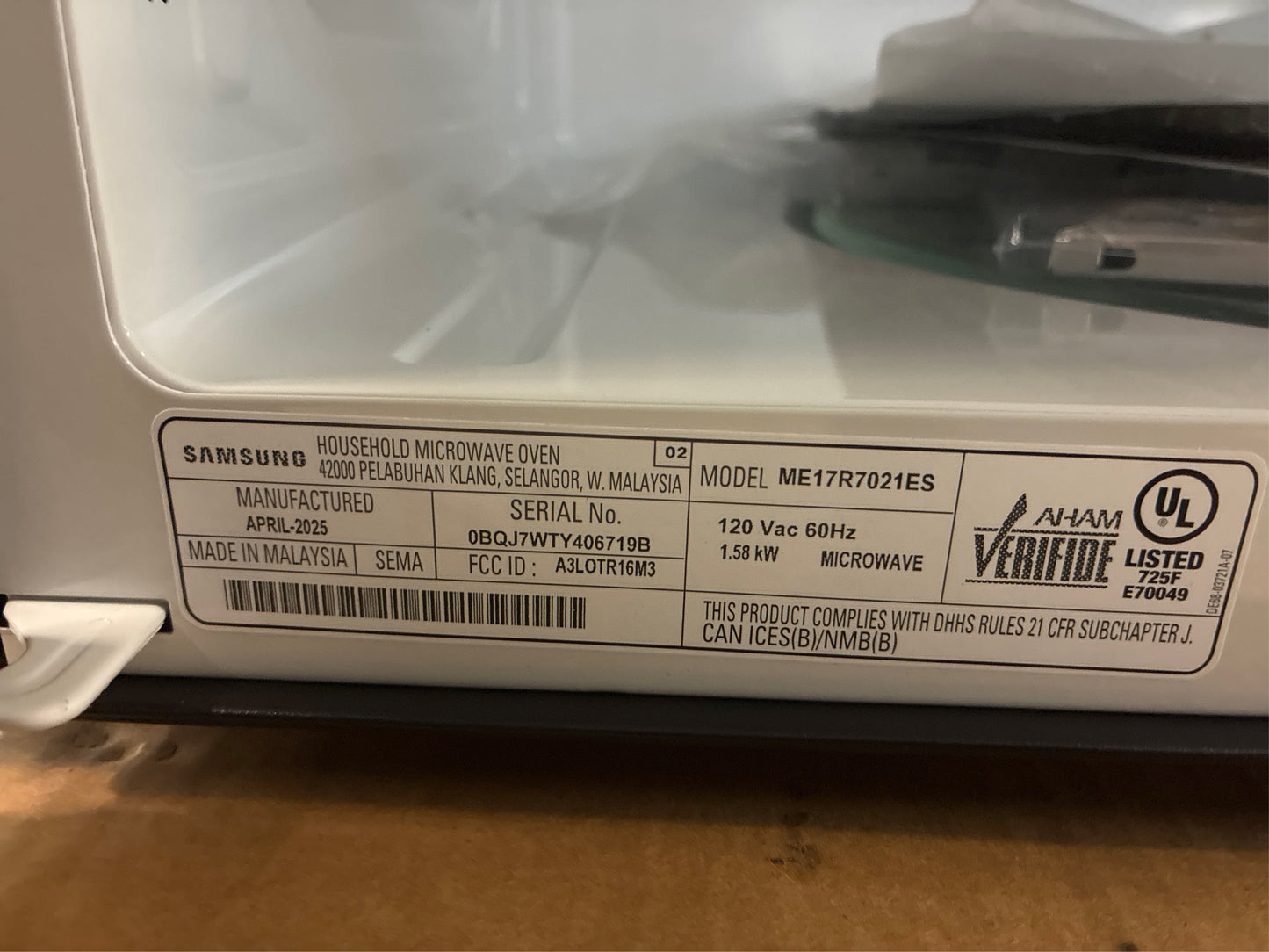 Samsung 1.7 Cu Ft Over-the-Range Microwave