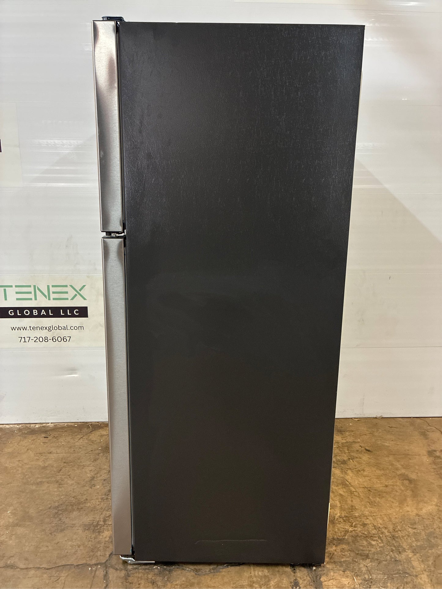 Frigidaire 30" 18.3 cu. ft. Top Freezer Refrigerator