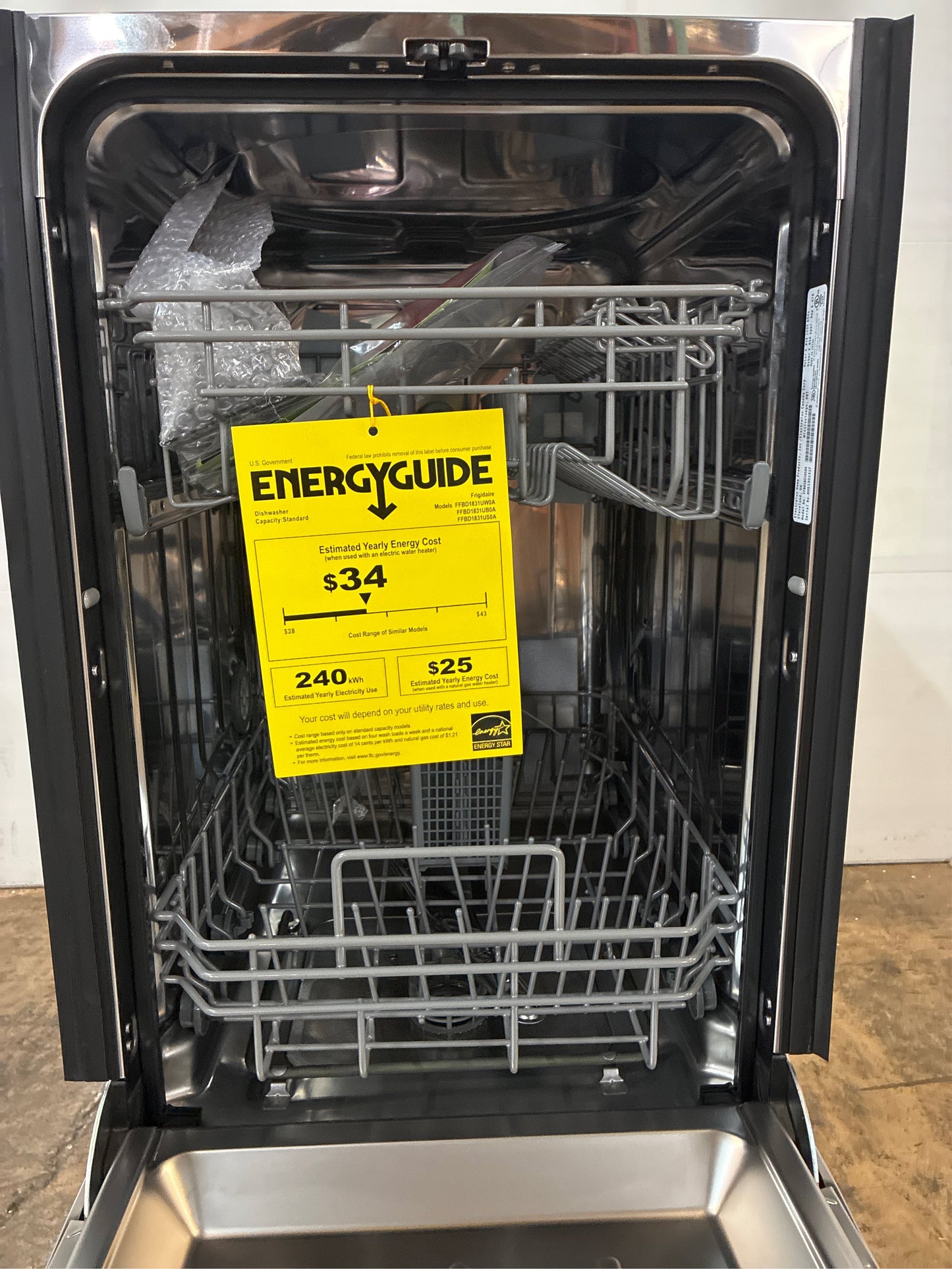 Frigidaire 18 In. Front Control Built-In Dishwasher
