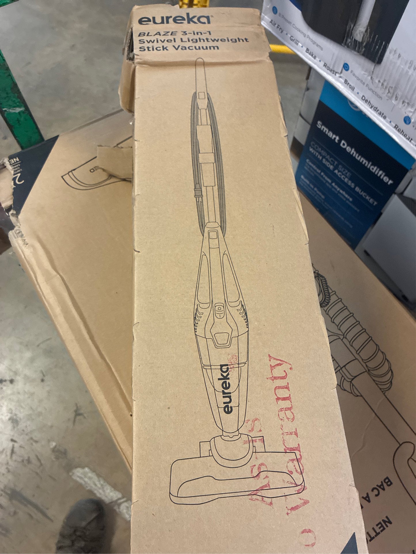 Eureka NES215A Blaze 3-in-1 Vacuum Cleaner, Blue