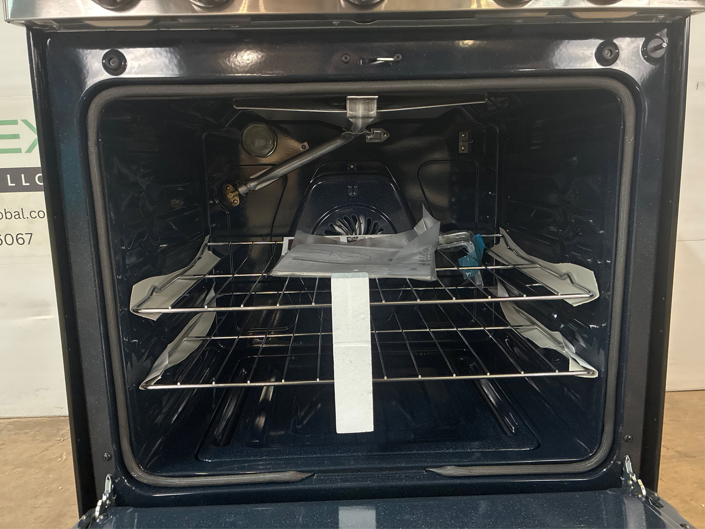 Samsung 30, 5-Burner Gas Range with Air Fry
