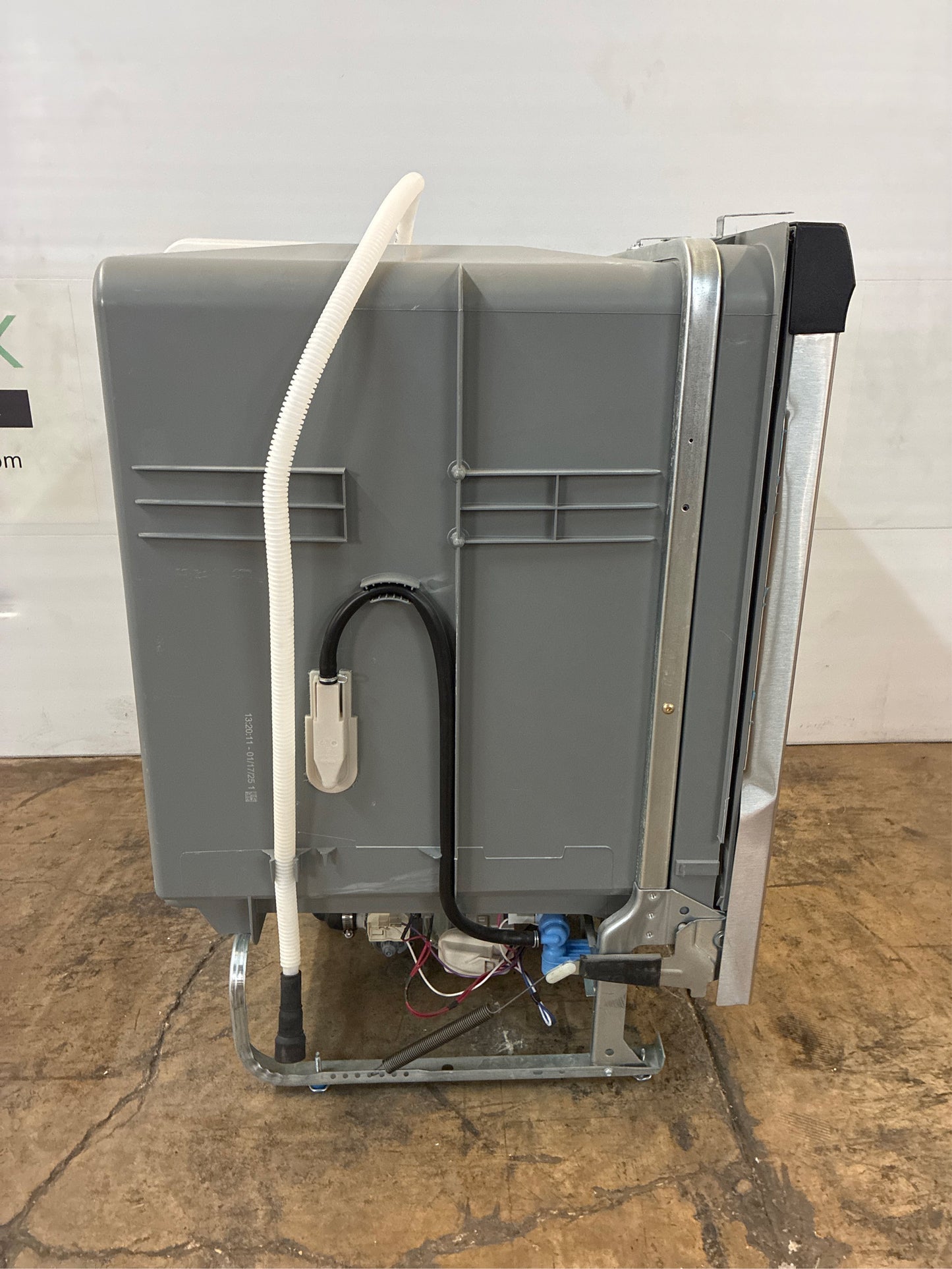 Frigidaire 24 In. Front Control Tall Tub Dishwasher