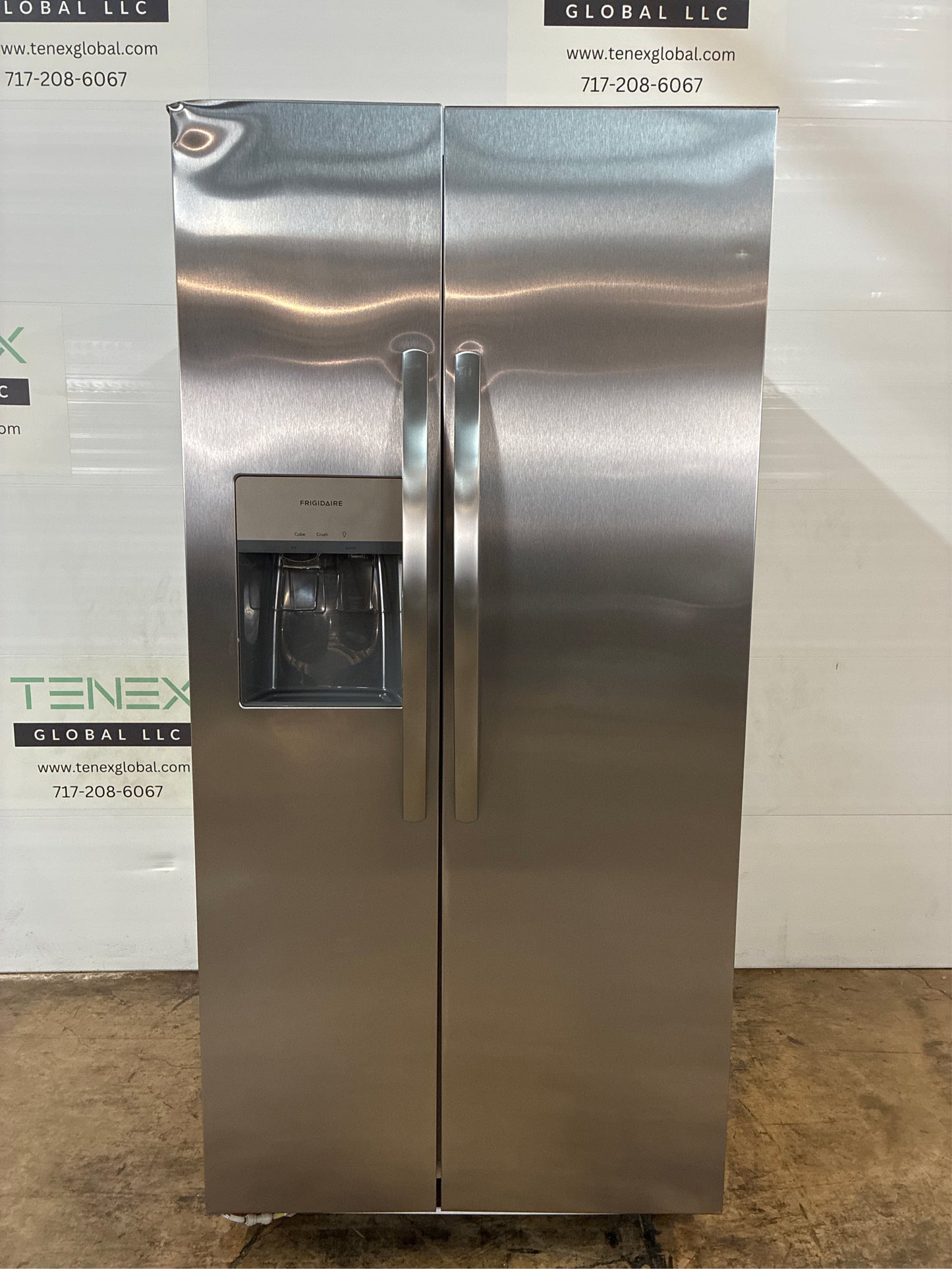 Frigidaire 33in. 22.3 cu.ft. Side by Side Refrigerator