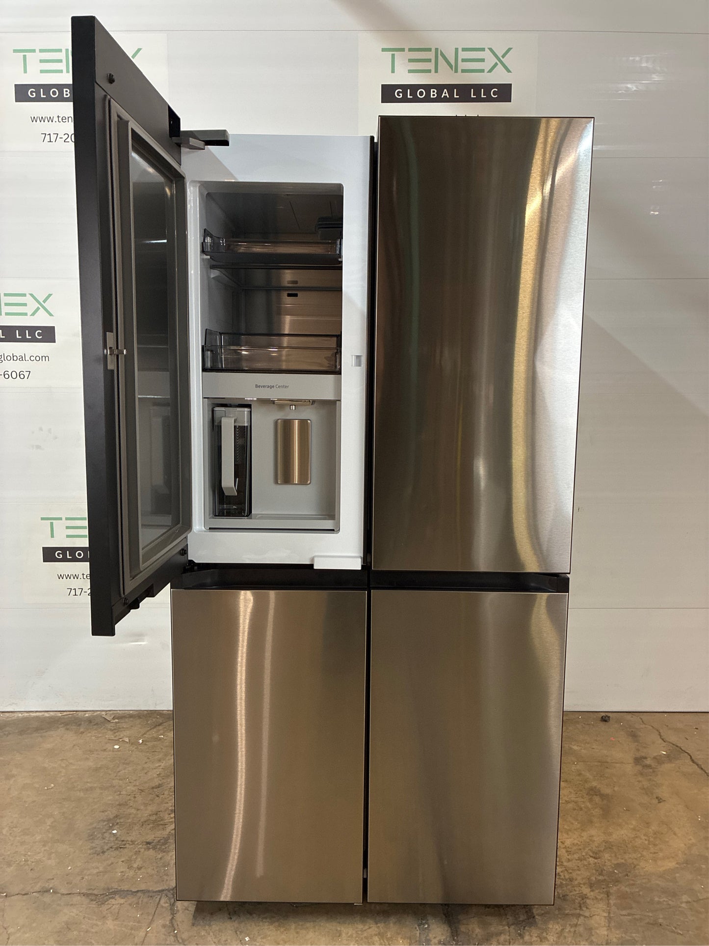 Samsung Bespoke 4-Door Flex Refrigerator with Beverage Center