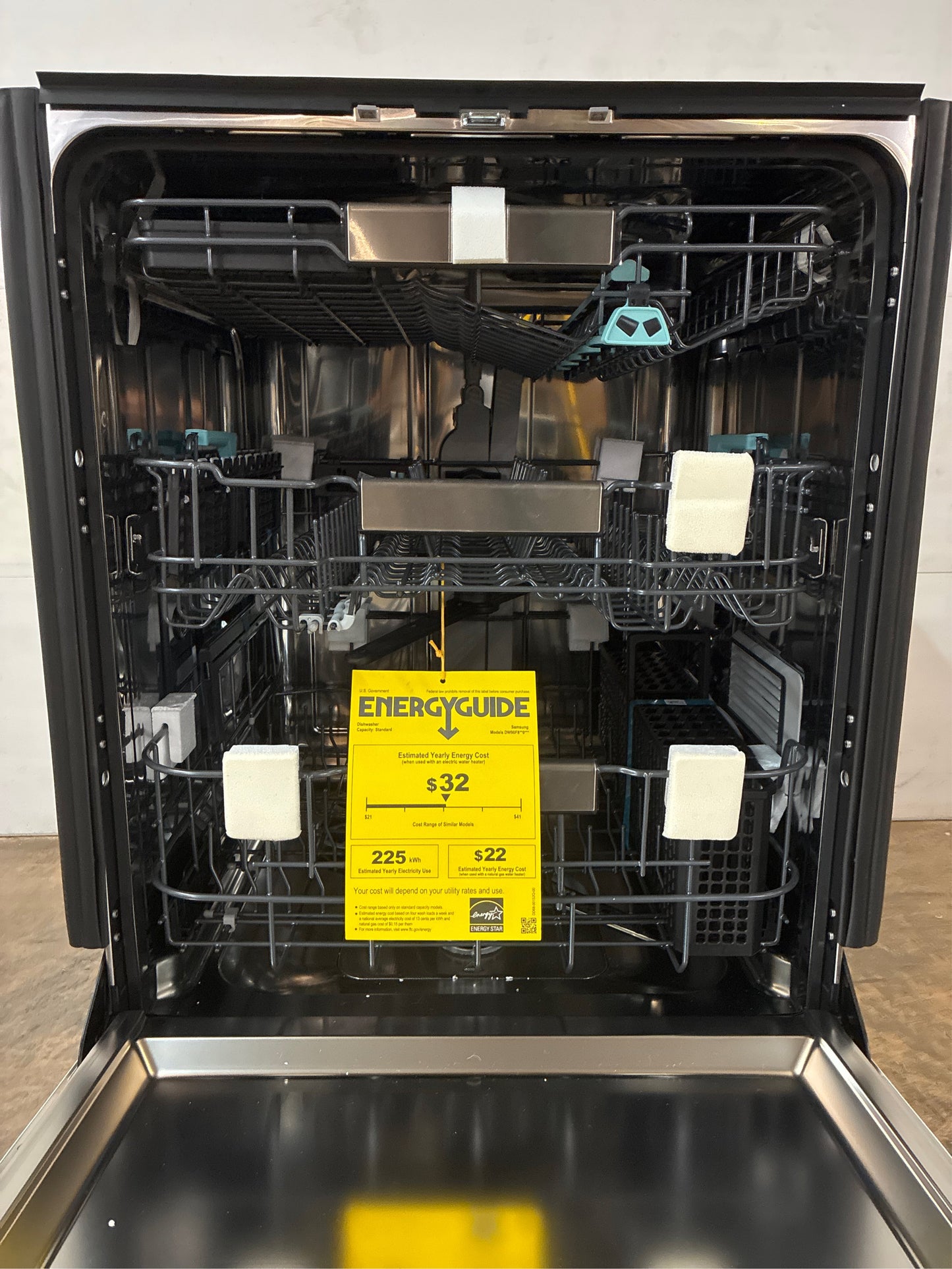 Samsung 24-in Built-in Dishwasher with Third Rack
