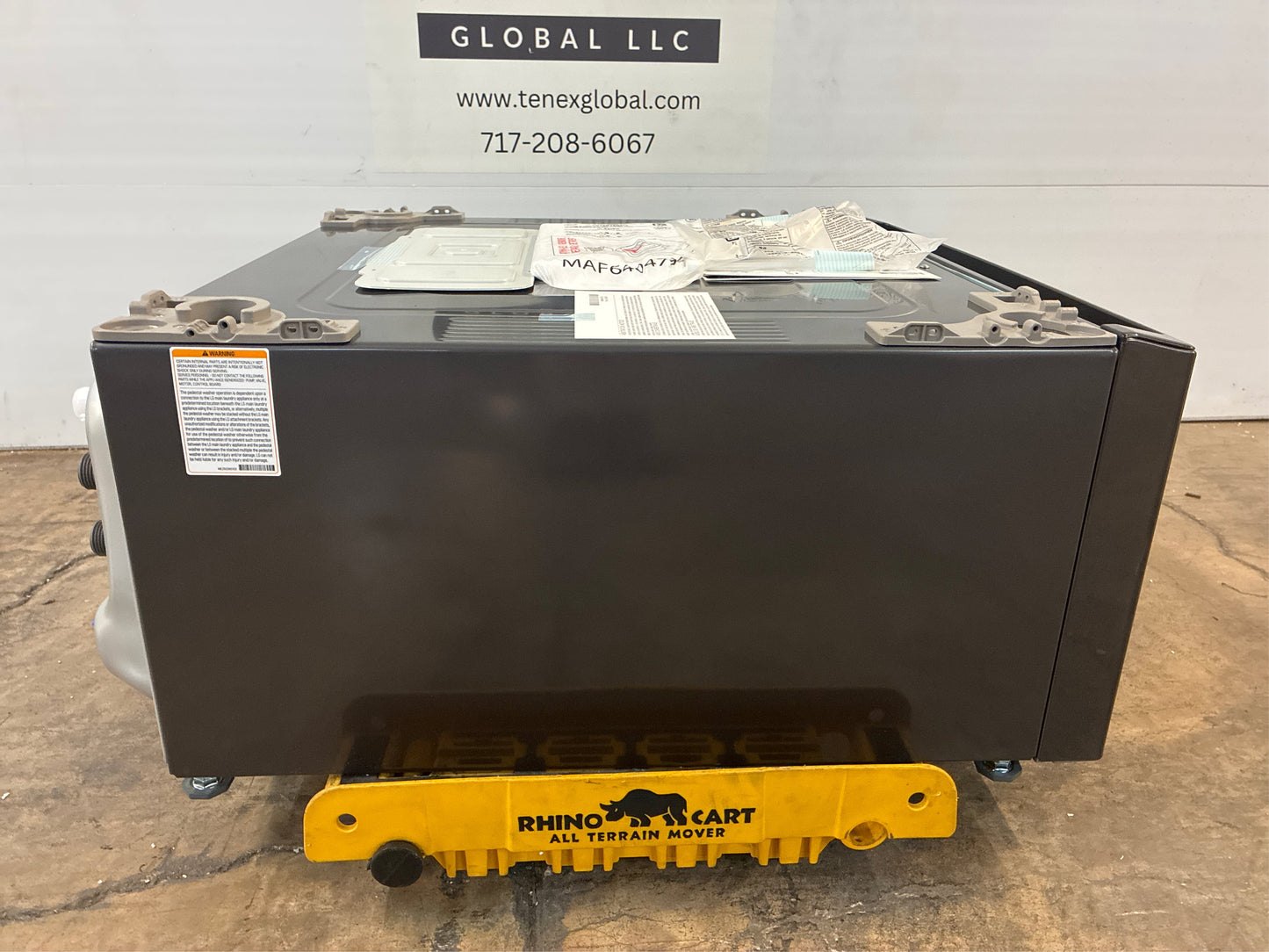 LG 27" W 1 cu. ft. Pedestal Washer