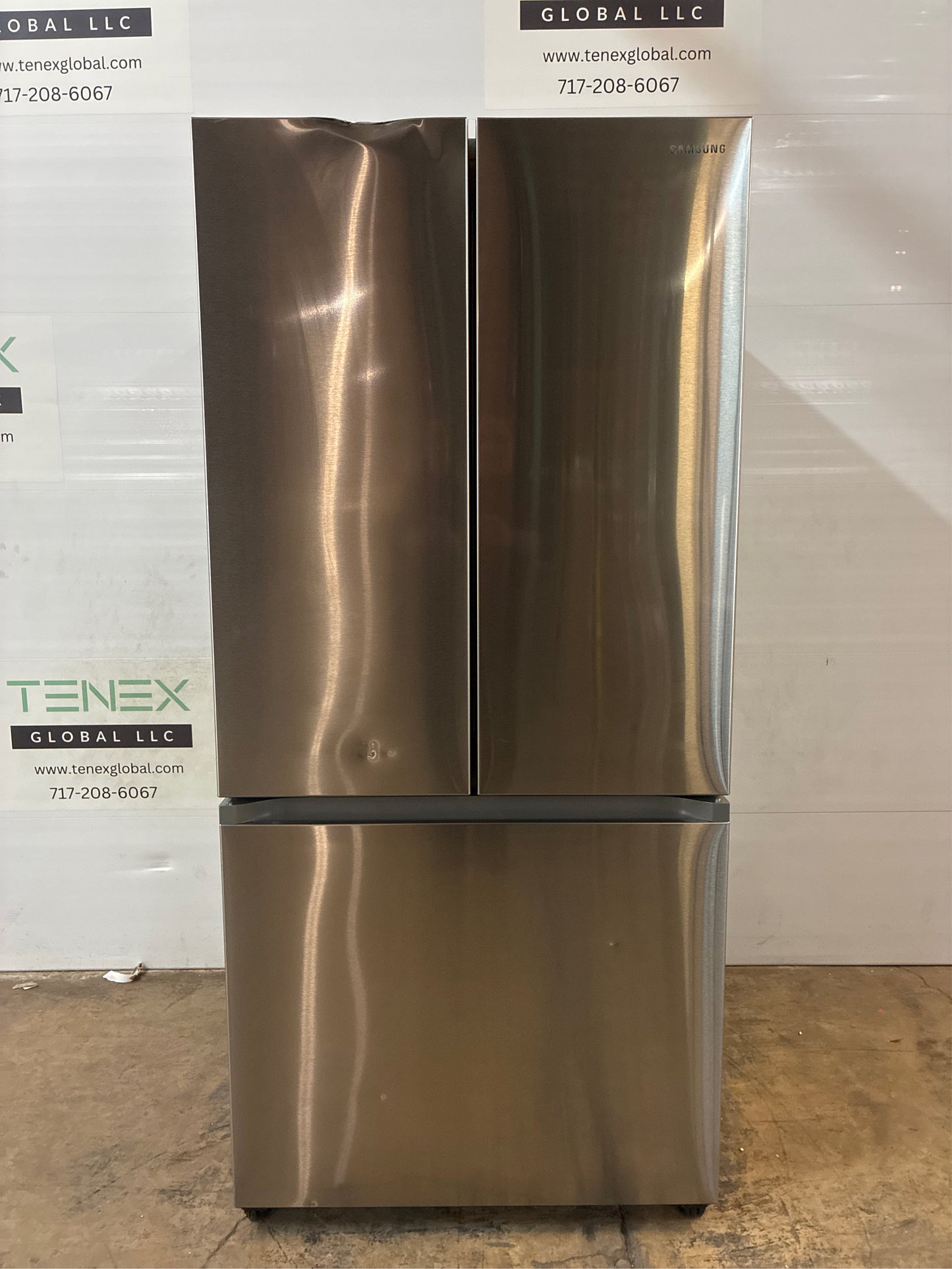 Samsung 33 in. Counter Depth French Door Refrigerator
