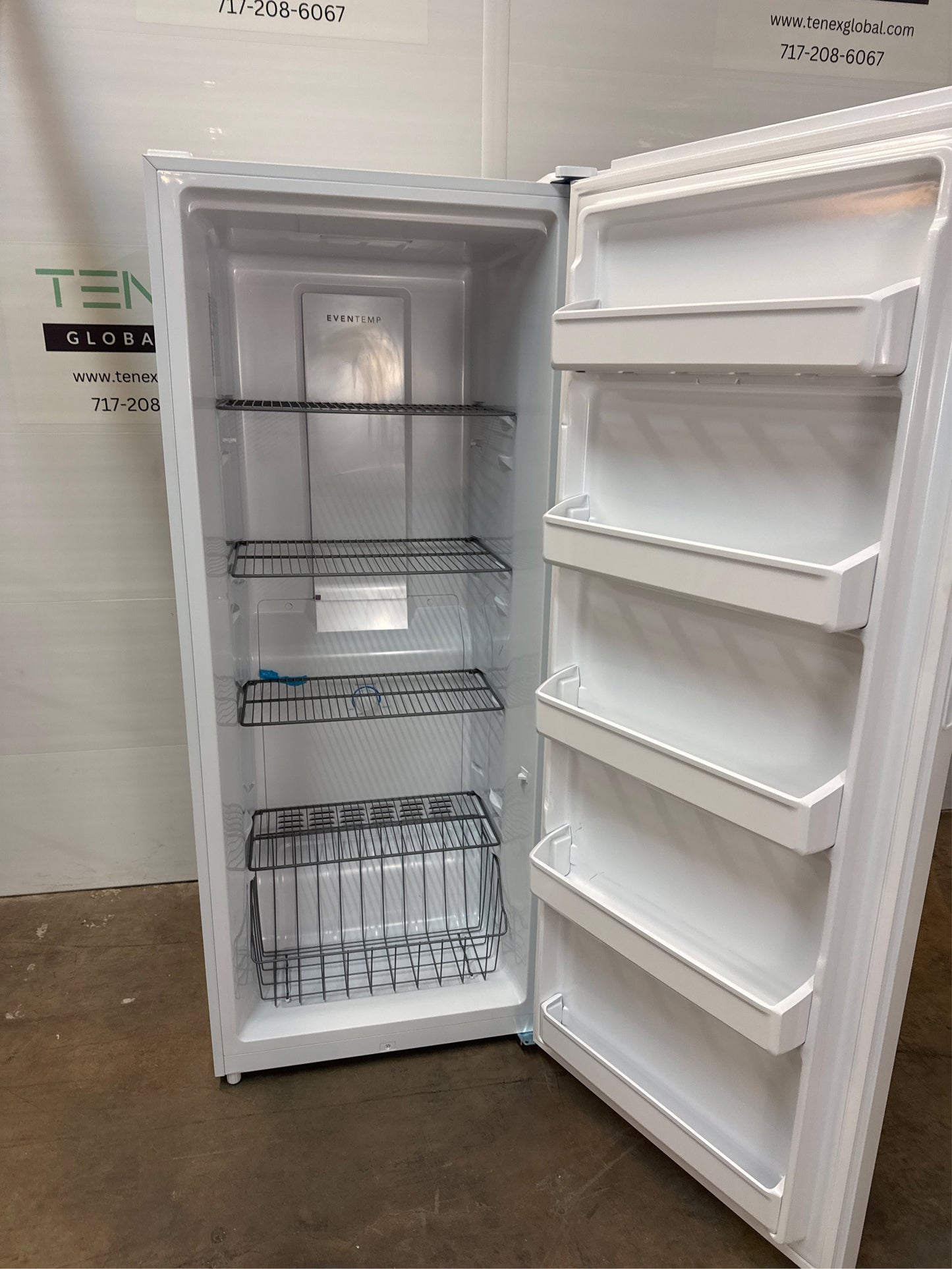 27.8" Frigidaire Upright Freezer, 13 cu ft, Frost Free