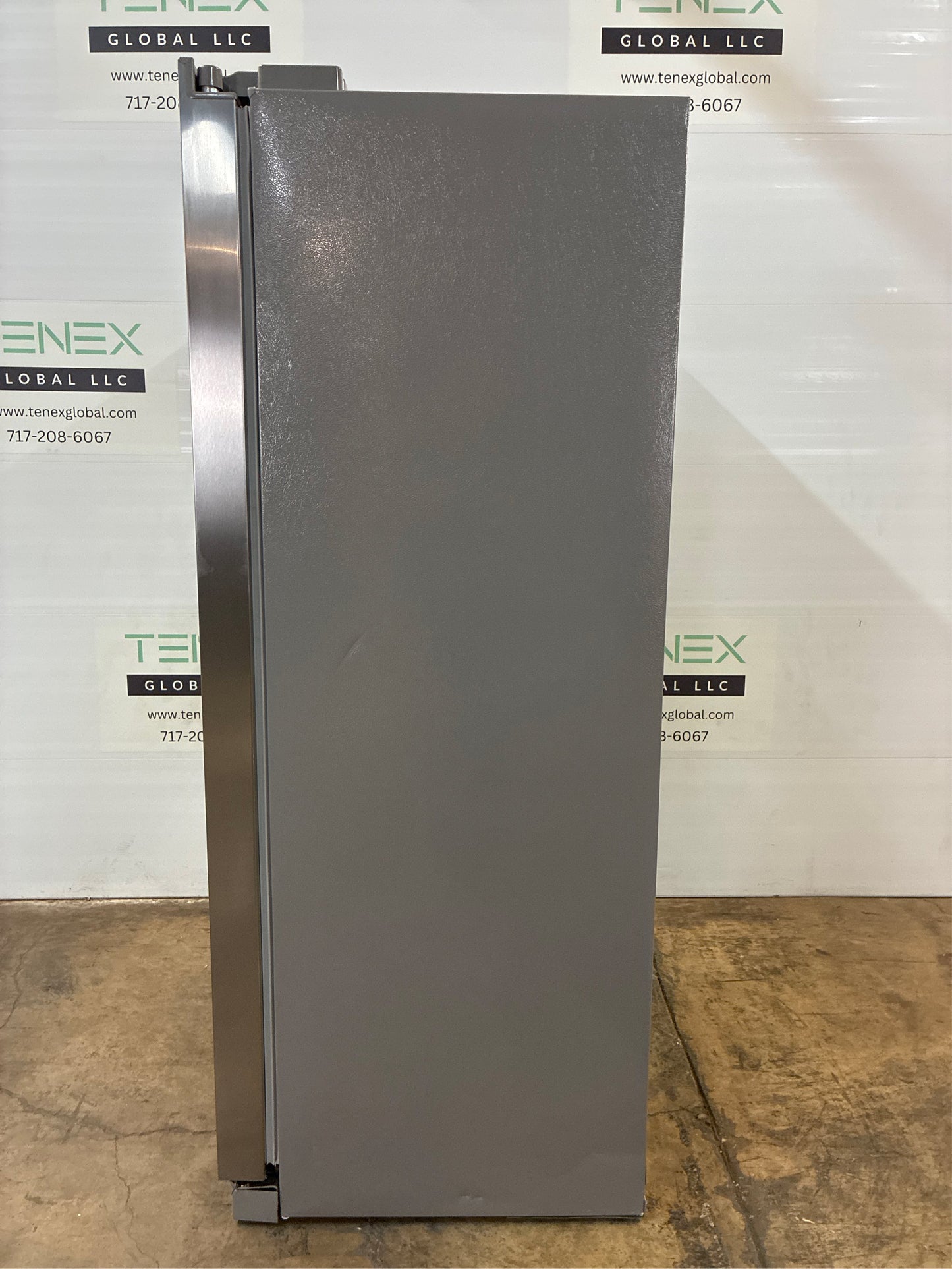 Frigidaire 36.1 in 22.3 cu ft Counter Depth Refrigerator