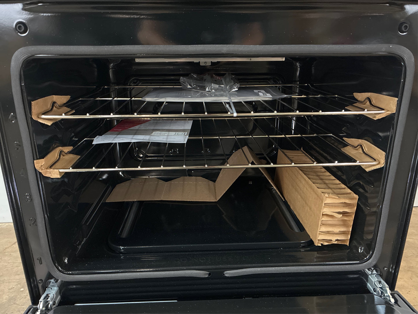 Frigidaire 30" 4-Burner 5.1-cu ft Gas Range