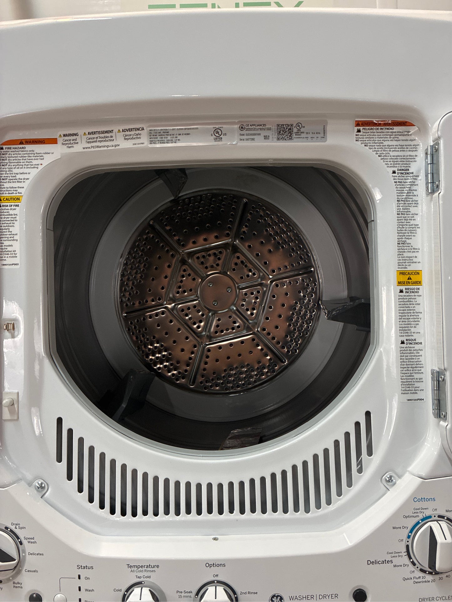 GE Gas Laundry Center 2.3/4.4-cu ft