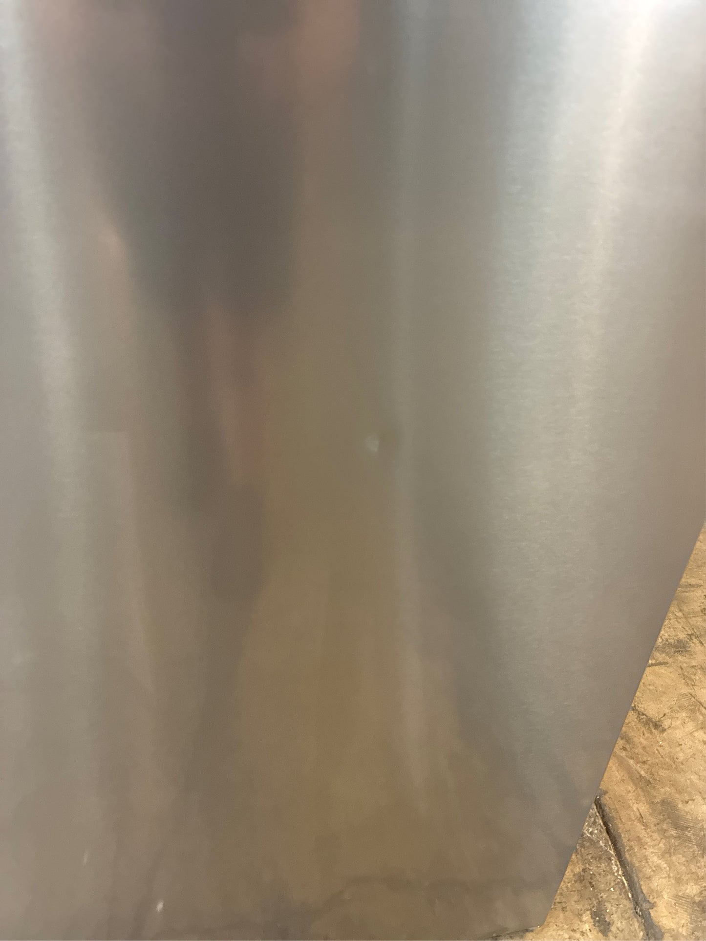 17.6 cu. ft. Top Freezer Refrigerator