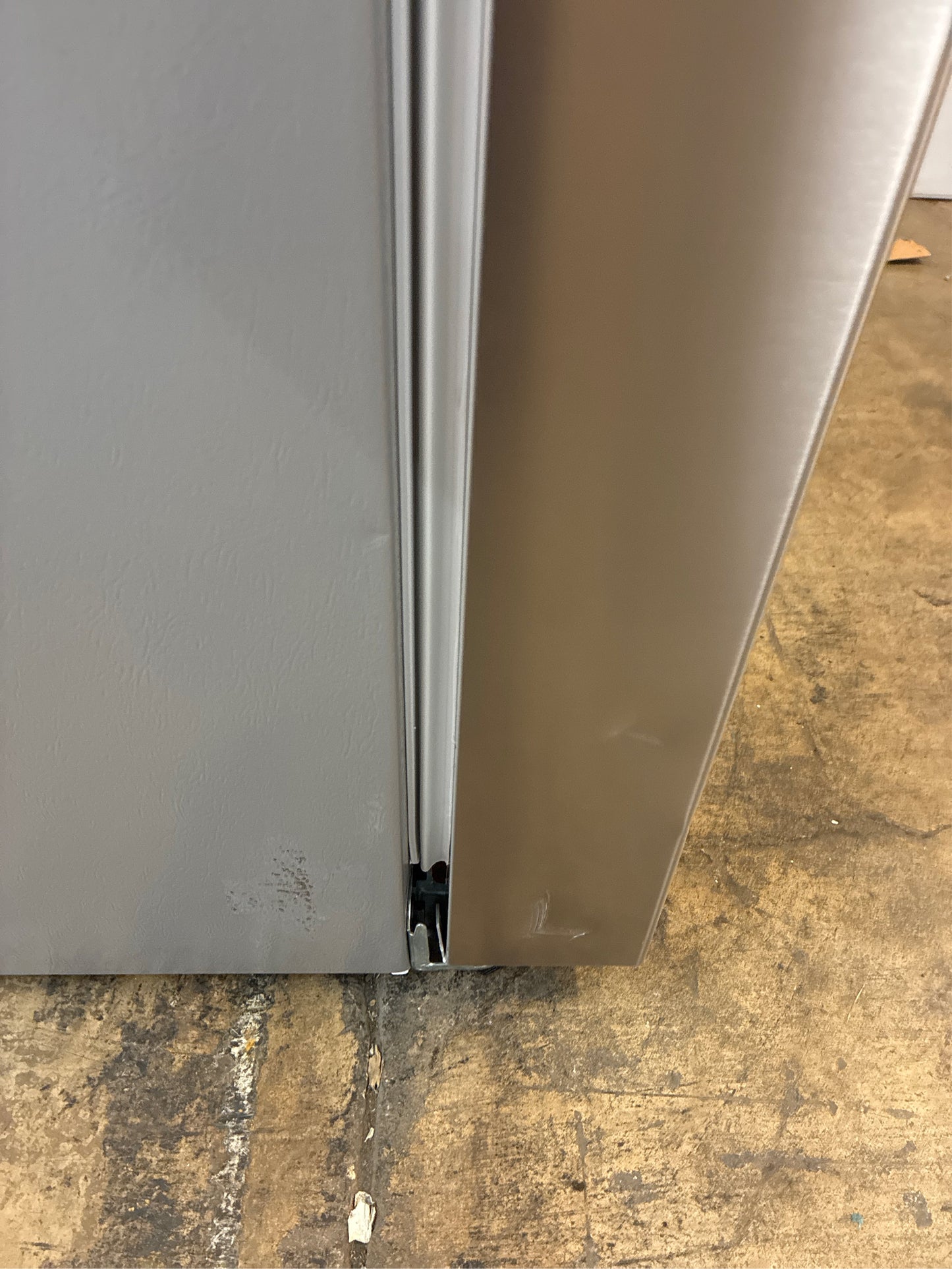 Frigidaire 27.8-cu ft French Door Refrigerator