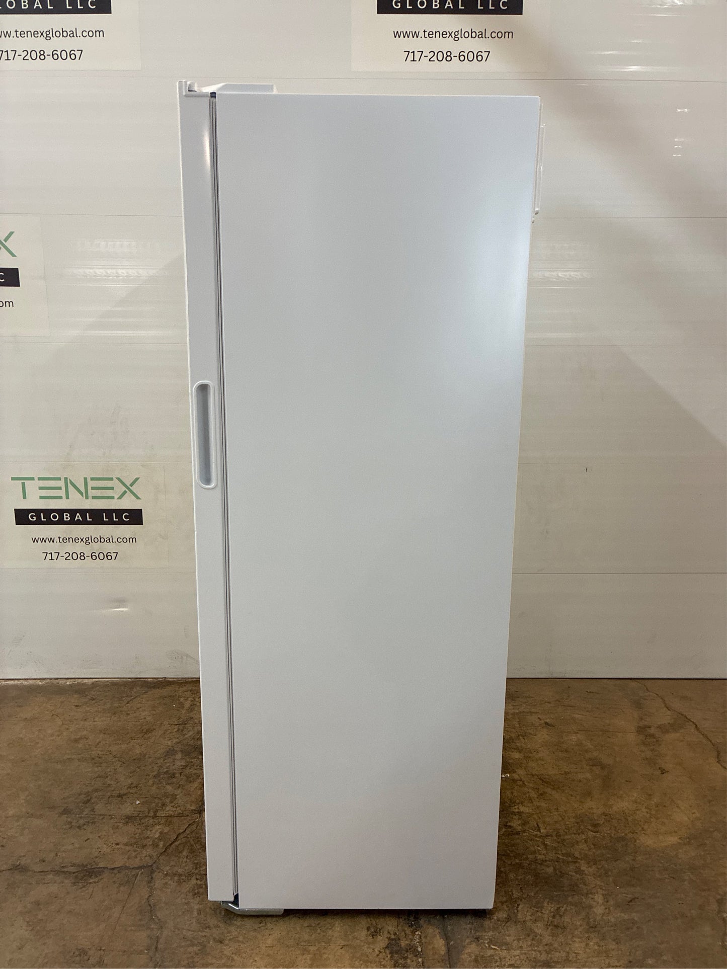 Frigidaire 13-cu ft Upright Freezer