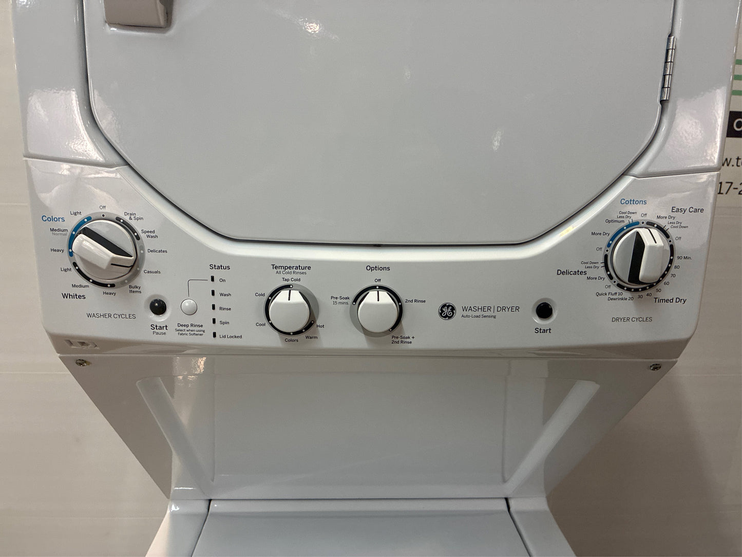 GE Gas Laundry Center 2.3/4.4-cu ft