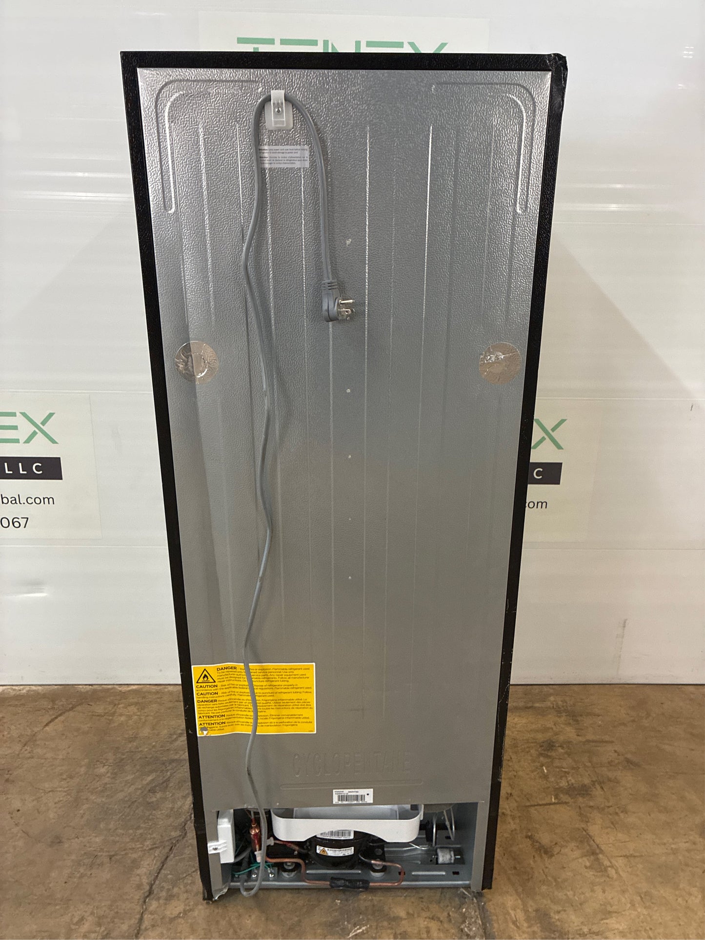 7.1 cu. ft. Top Freezer Refrigerator